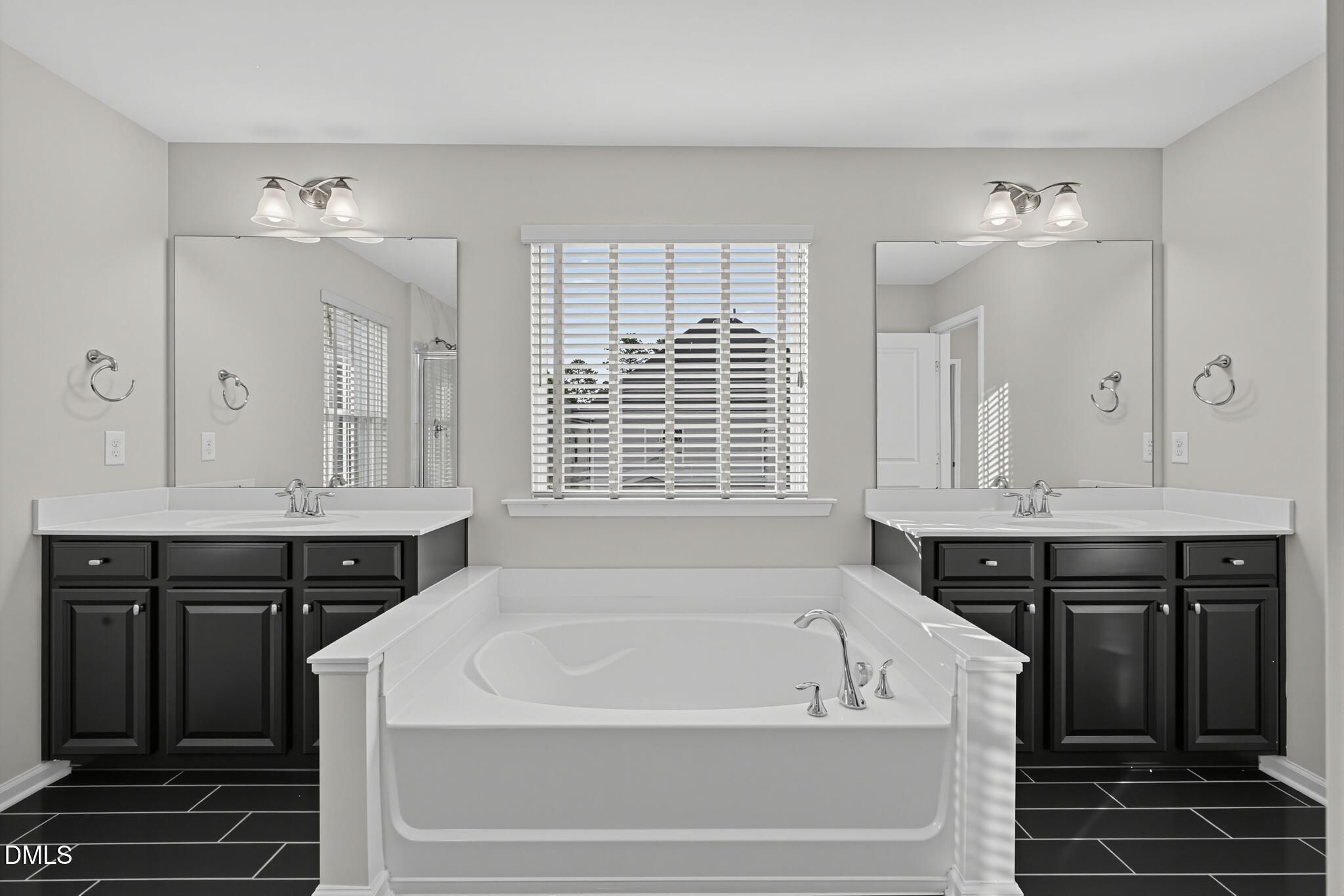 200 Begen Street Property Photo 17