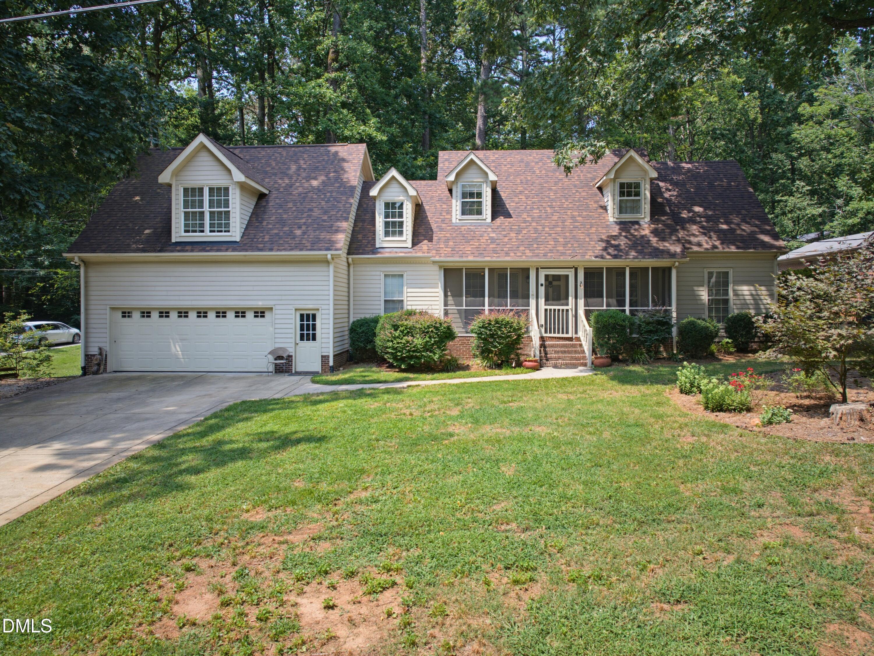 101 Oakwood Drive Property Photo 2