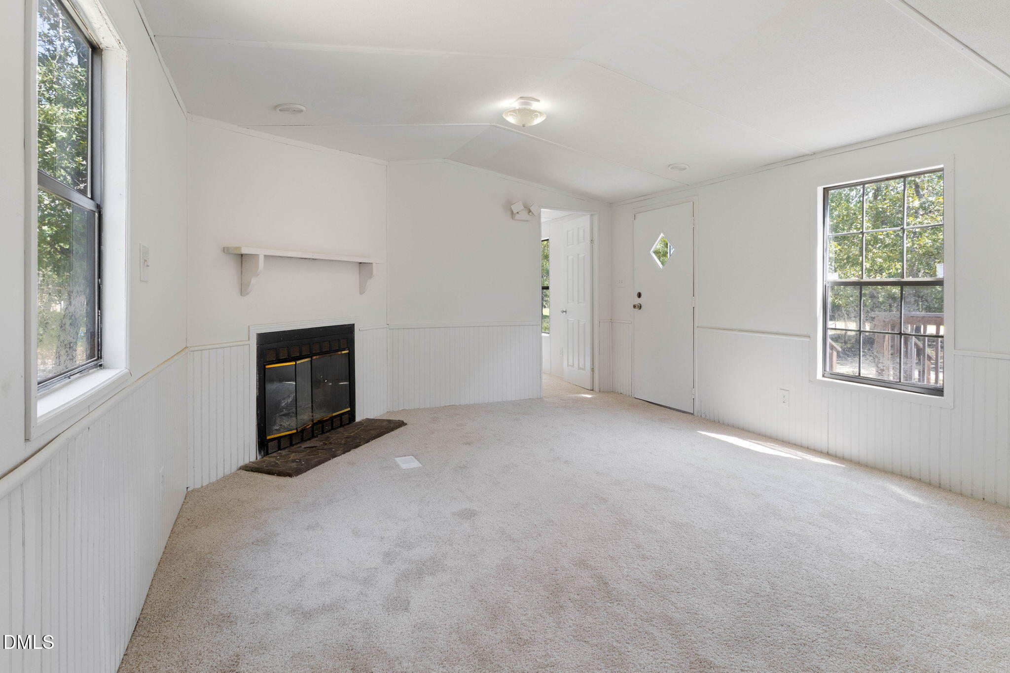 148 Autumn Drive Property Photo 3