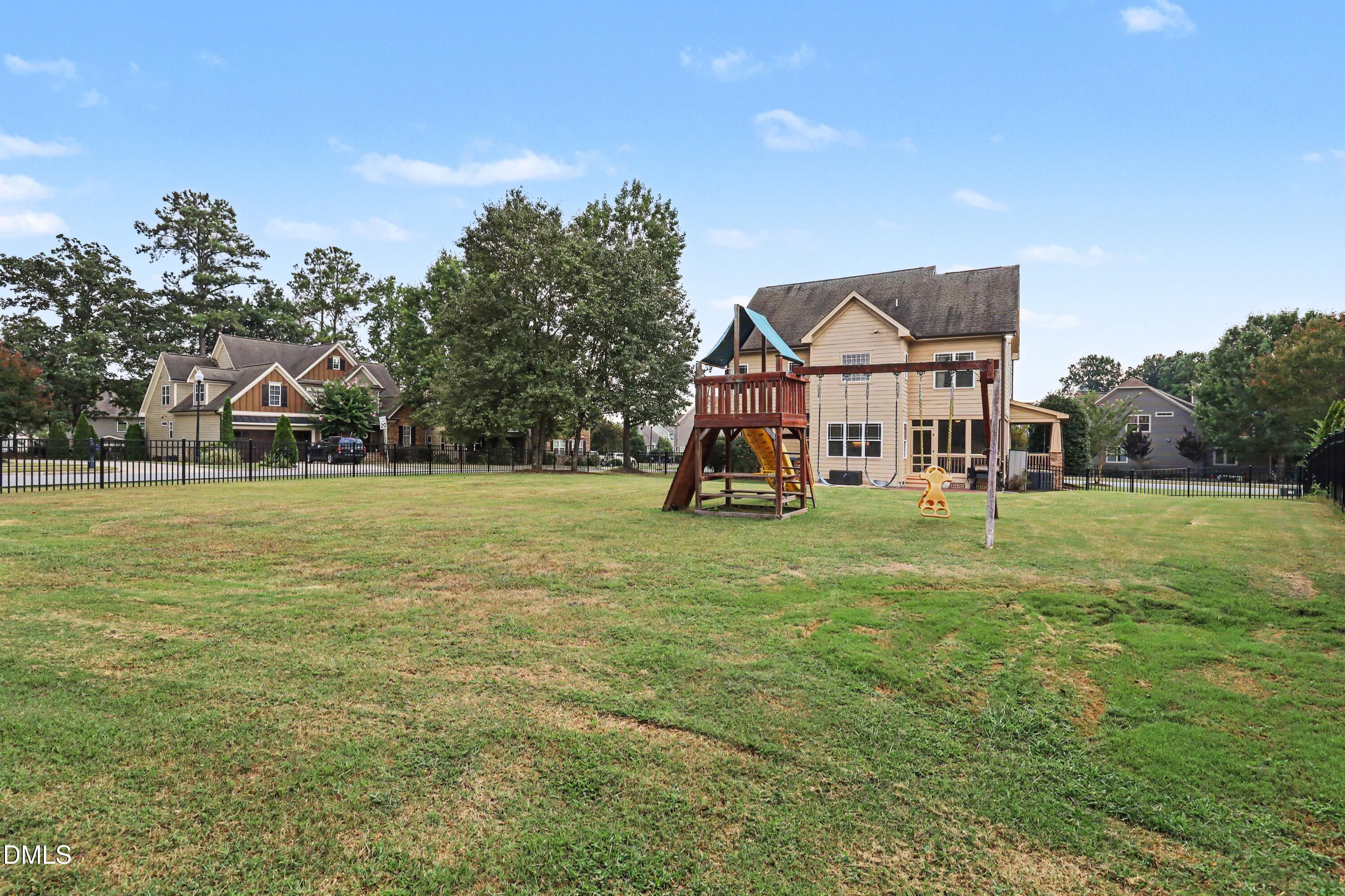 4217 Field Oak Drive Property Photo 27