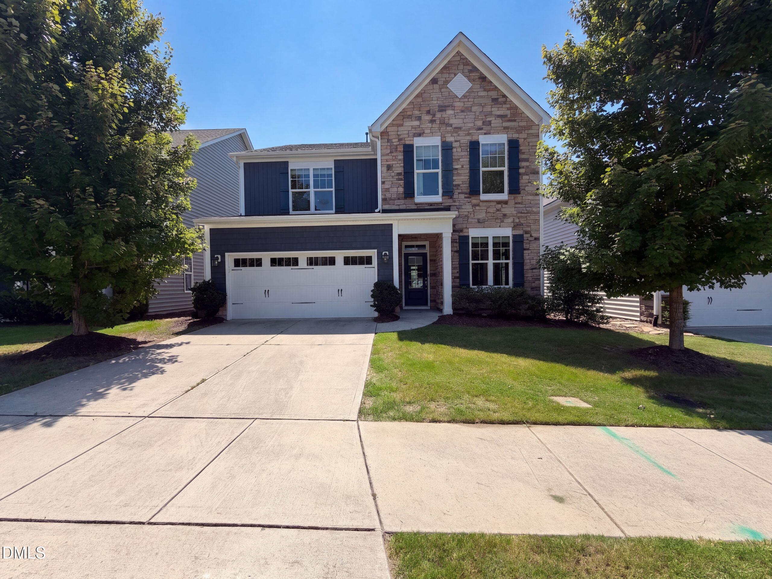 1102 Meadow Pond Drive Property Photo 1
