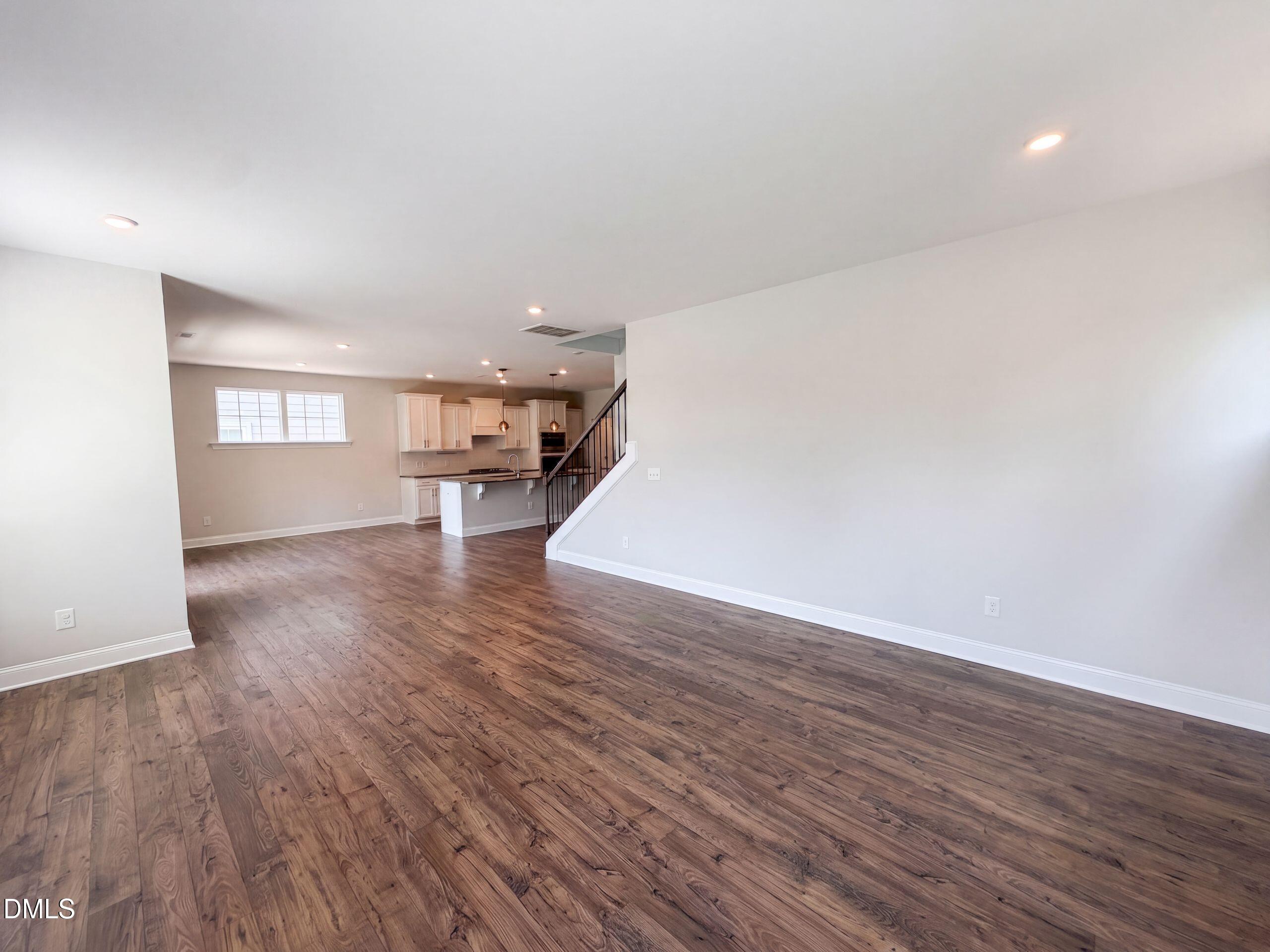 1102 Meadow Pond Drive Property Photo 6