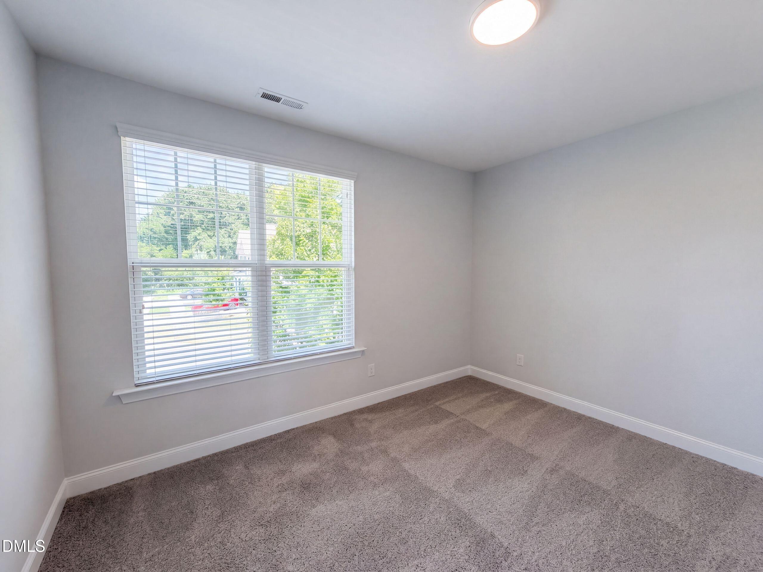 1102 Meadow Pond Drive Property Photo 9