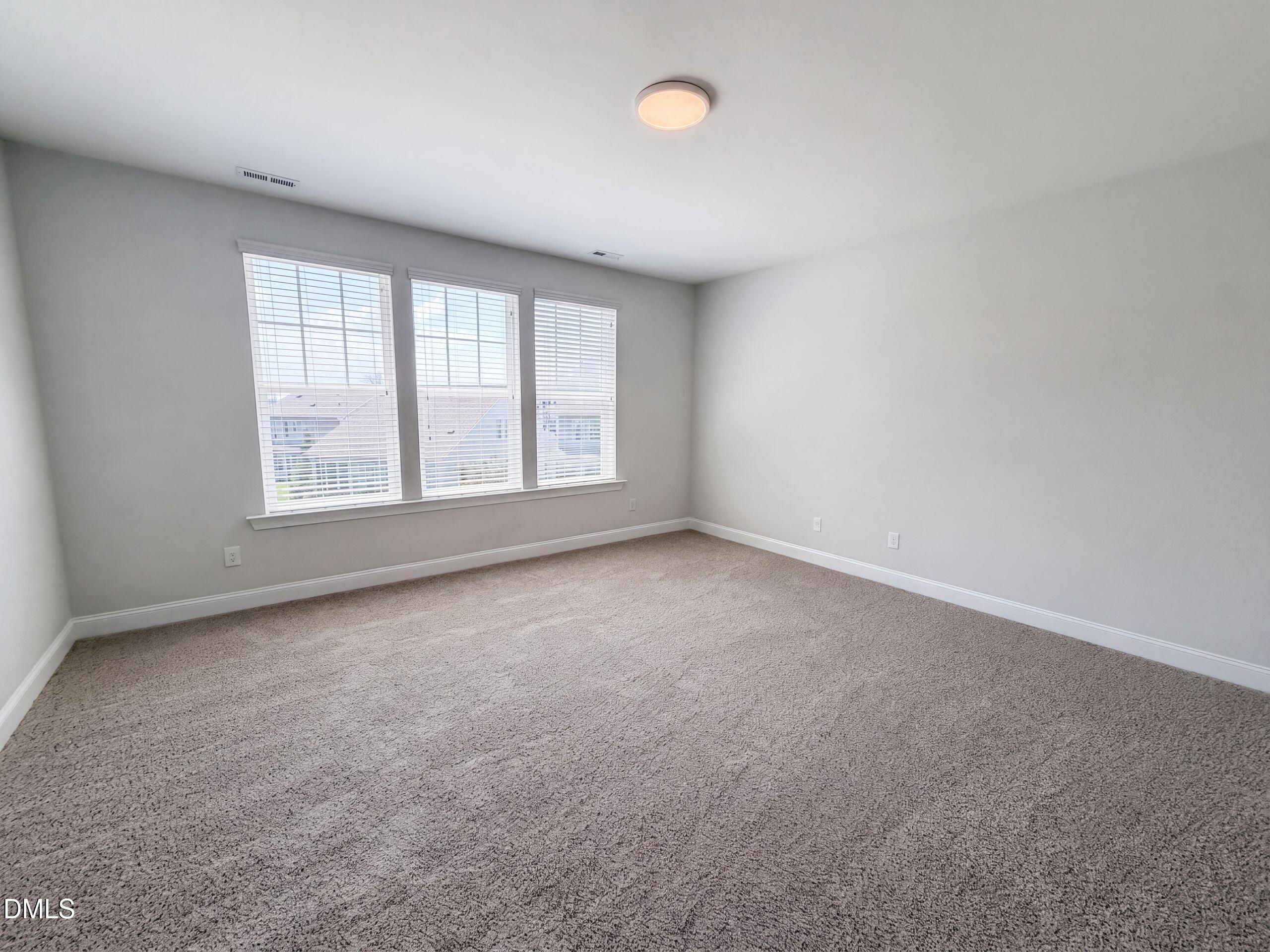 1102 Meadow Pond Drive Property Photo 12