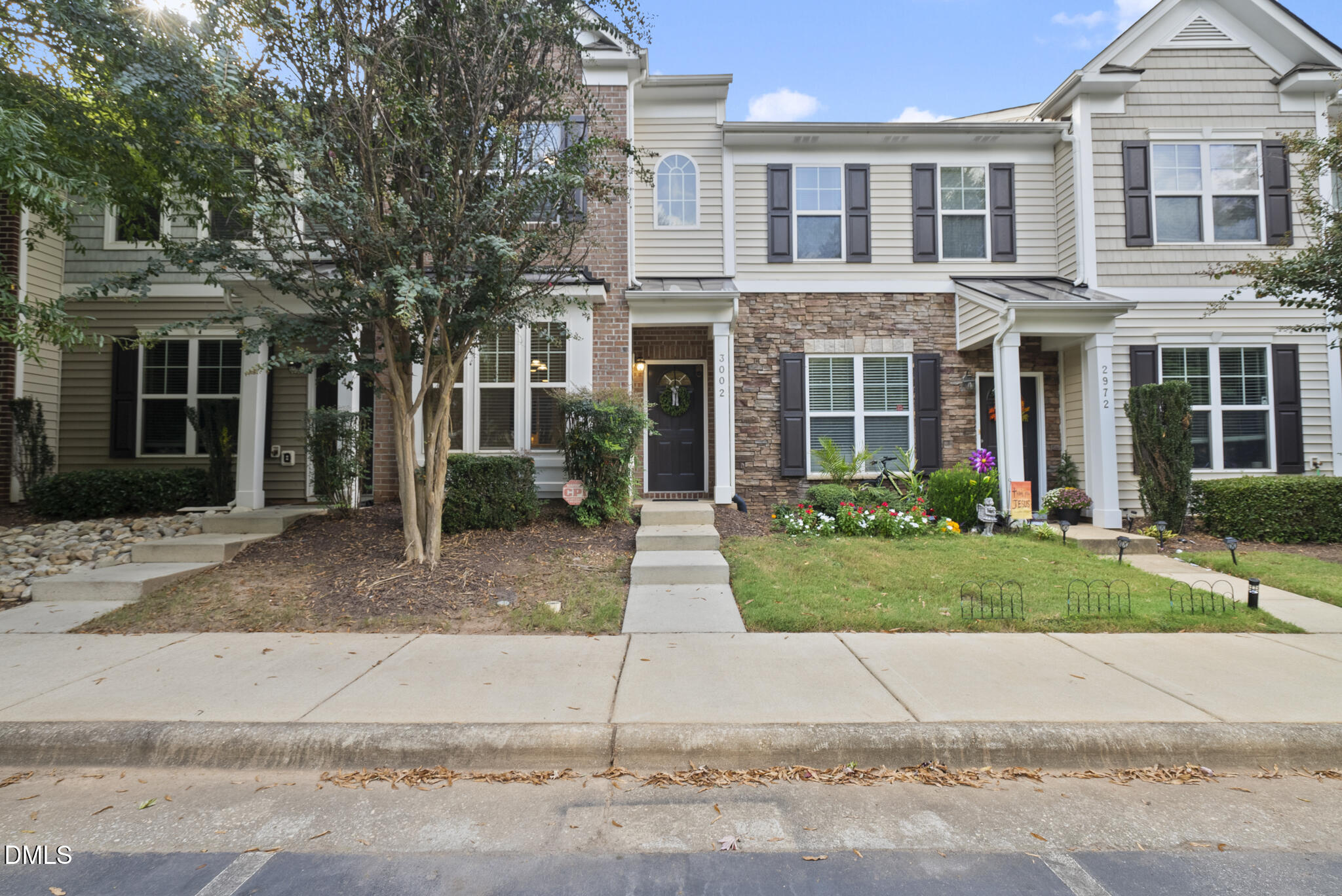 3002 Berkeley Springs Place Property Photo 1