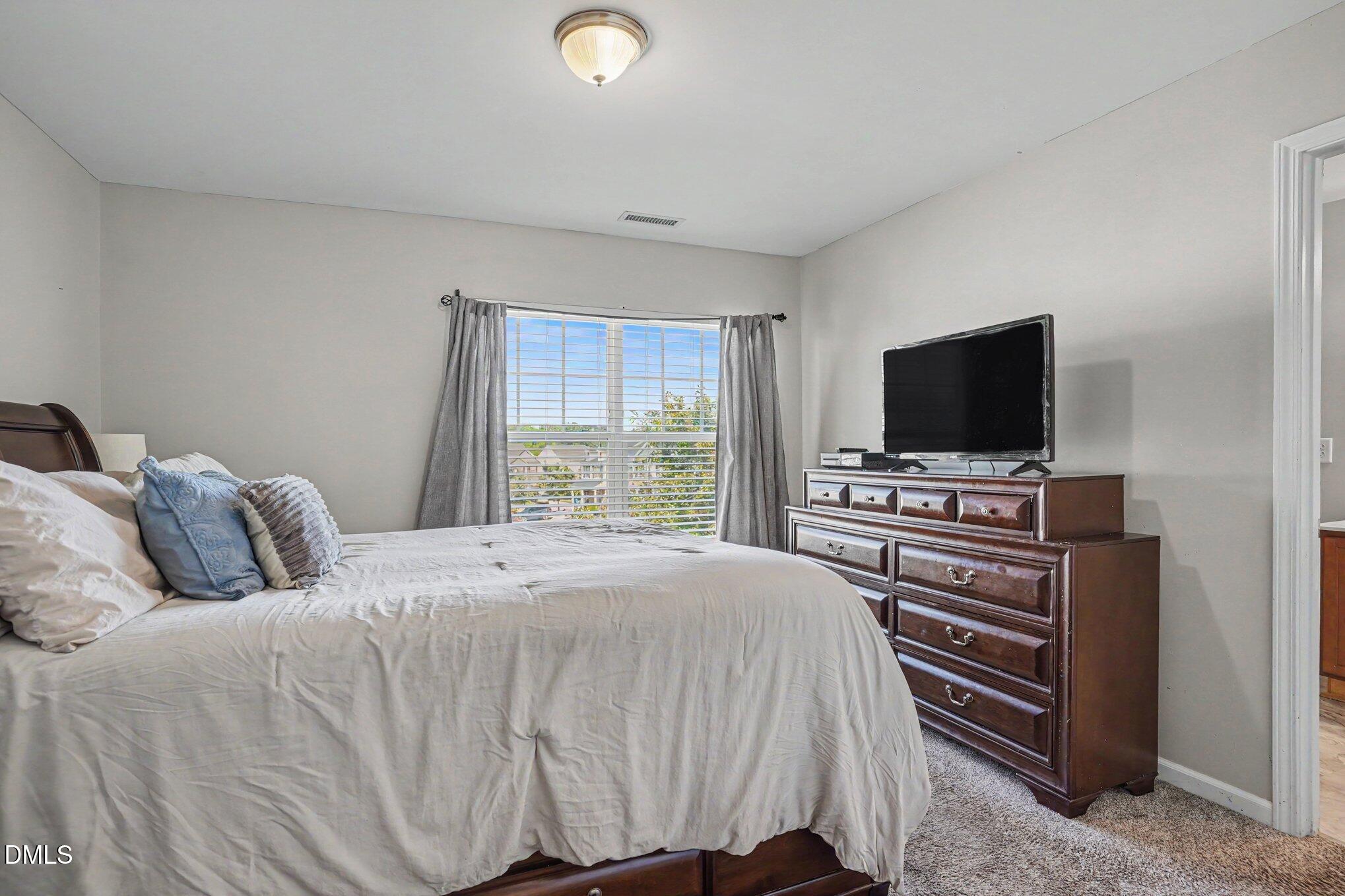 1304 Cozart Street 227 Property Photo 12