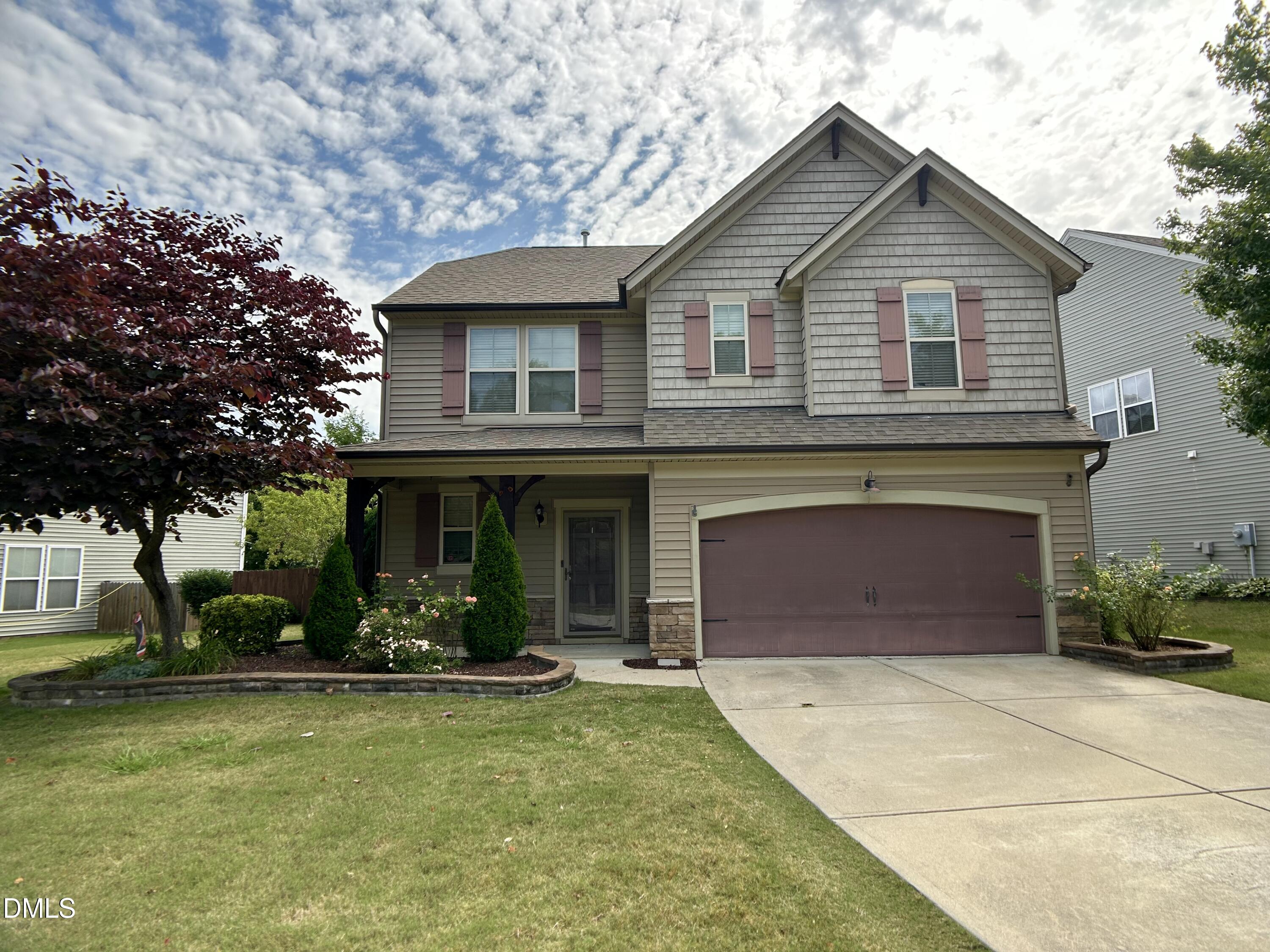 2115 Old Rosebud Drive Property Photo 2