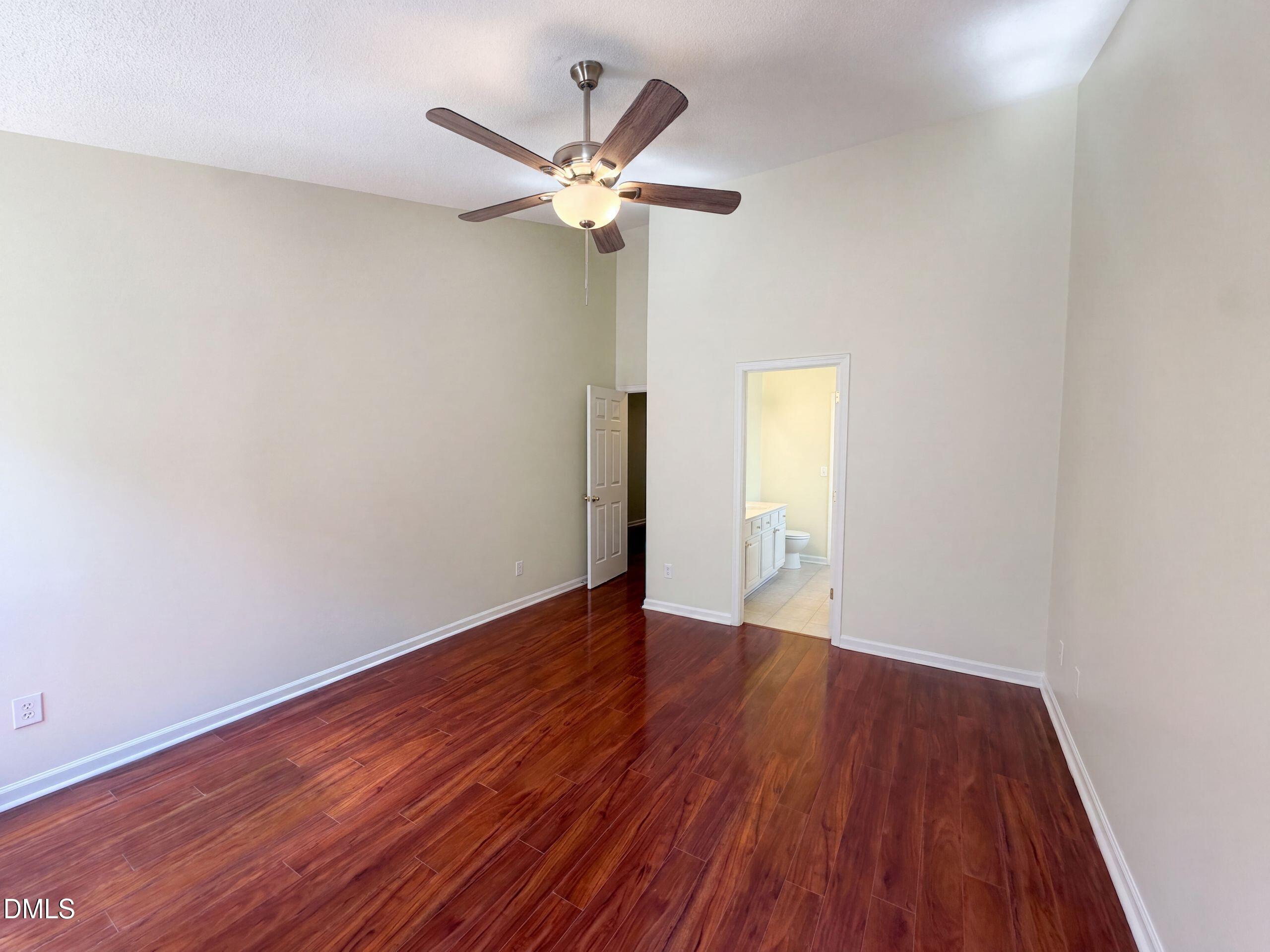 5512 Spindlewood Court Property Photo 4