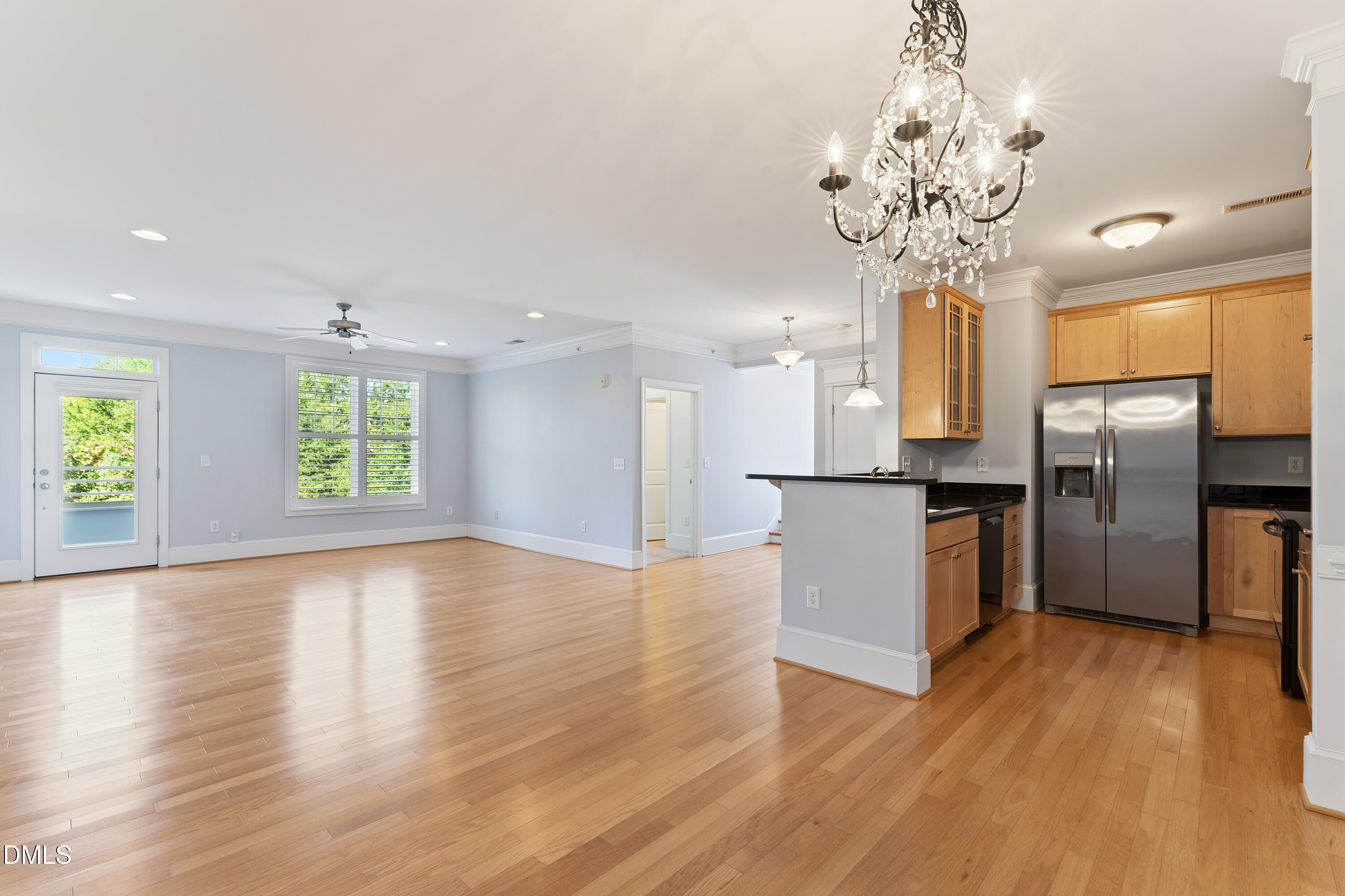 501 Finsbury Street Apt 303 Property Photo 2