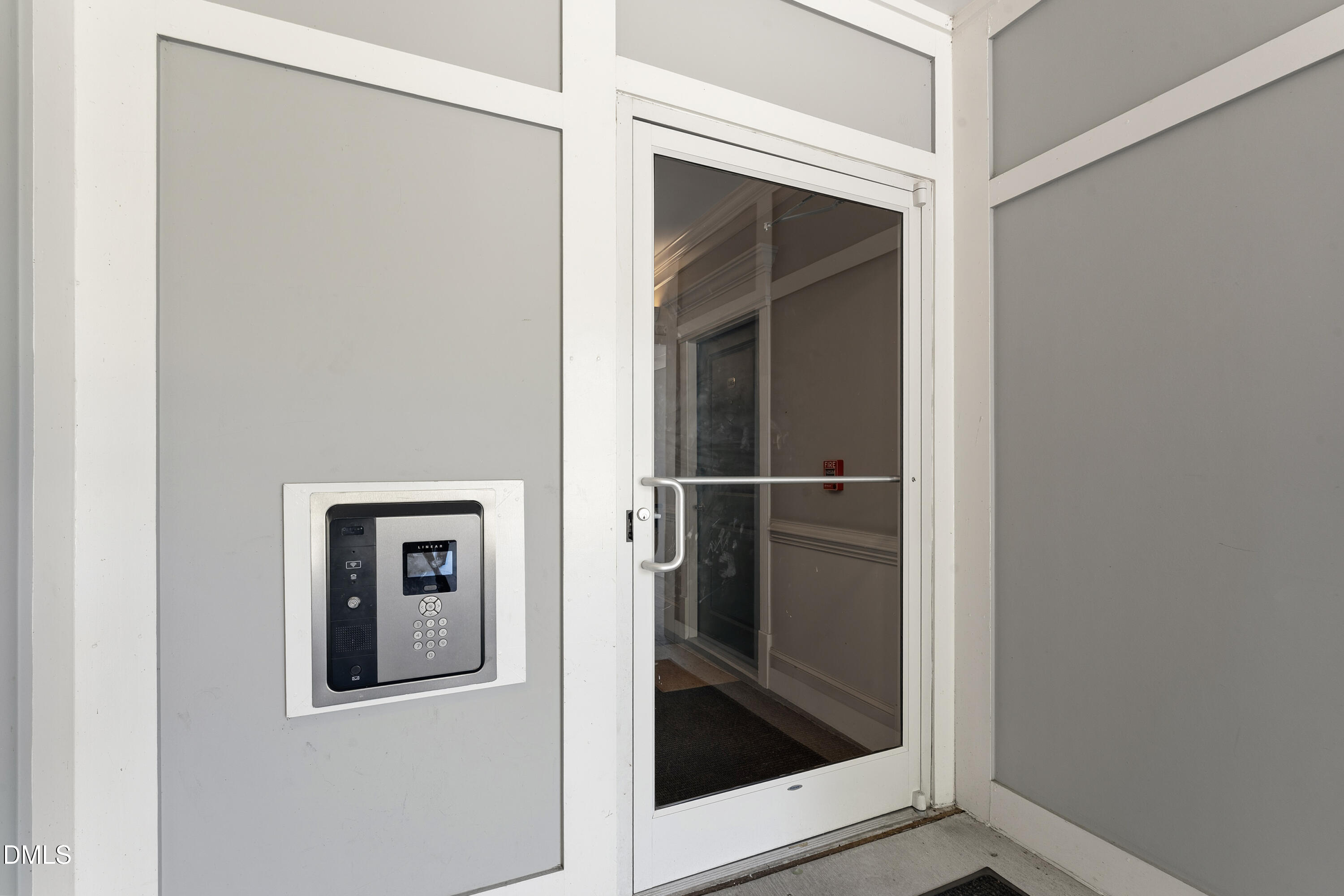 501 Finsbury Street Apt 303 Property Photo 5