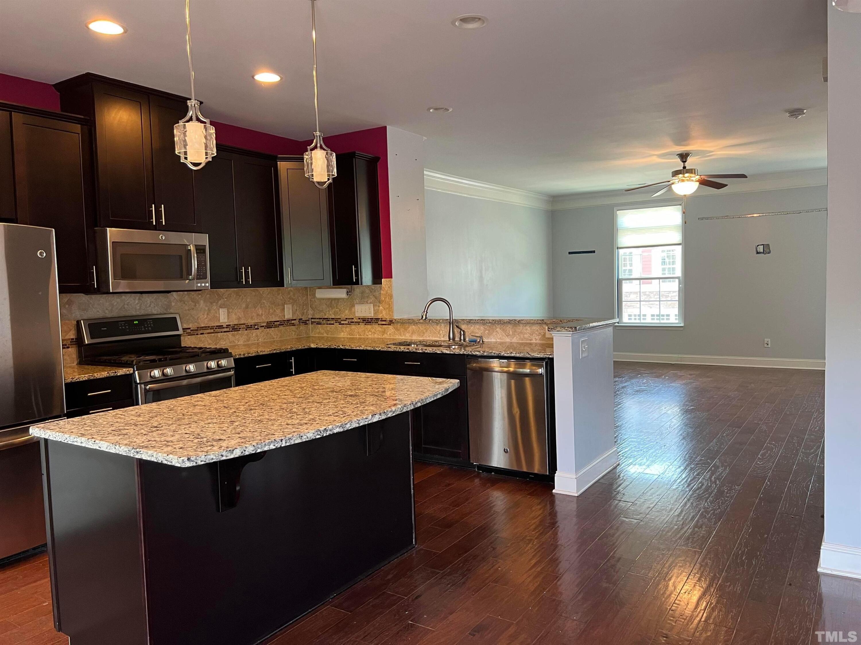 1137 Boxcar Way Property Photo 4