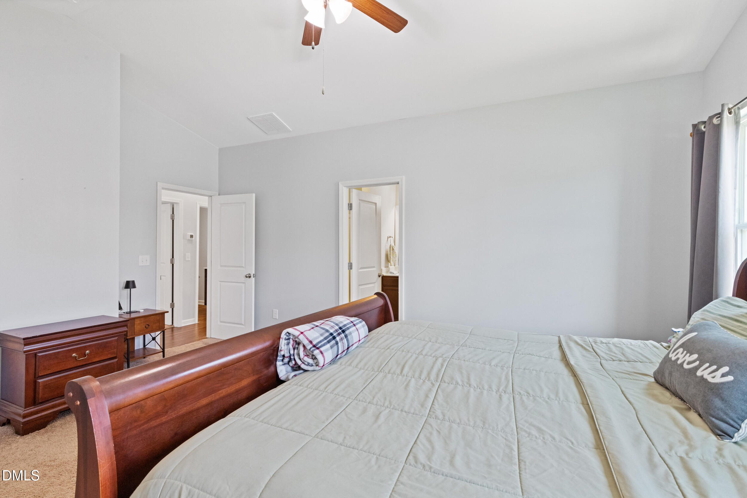 110 N Great White Way Property Photo 24