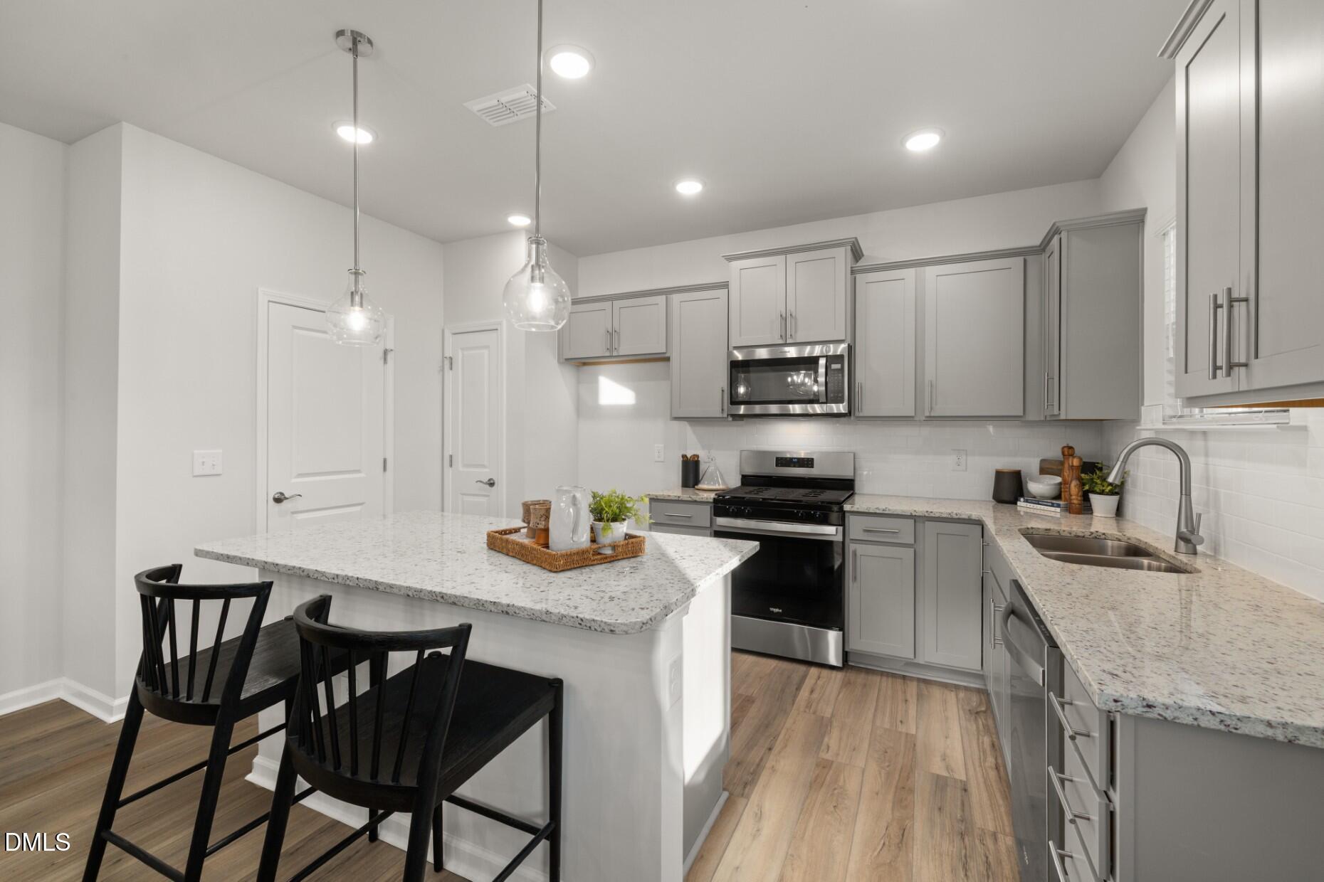 216 Armorial Court Property Photo 3