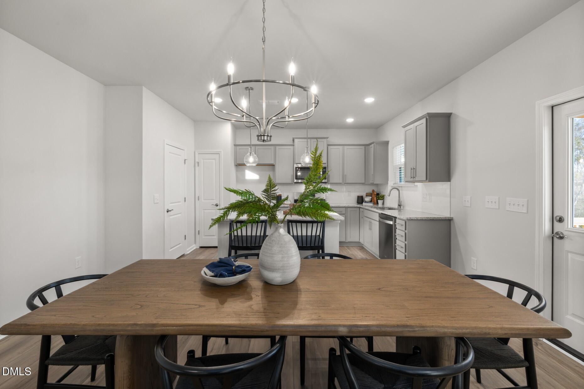 216 Armorial Court Property Photo 6
