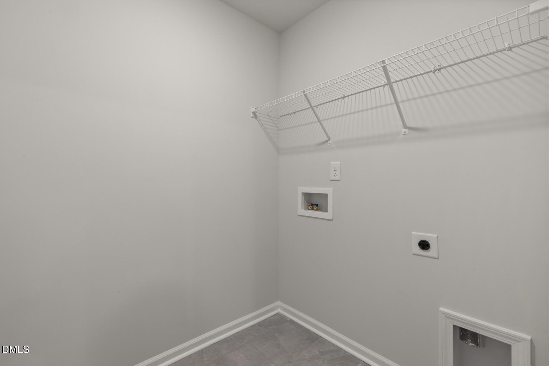 216 Armorial Court Property Photo 25