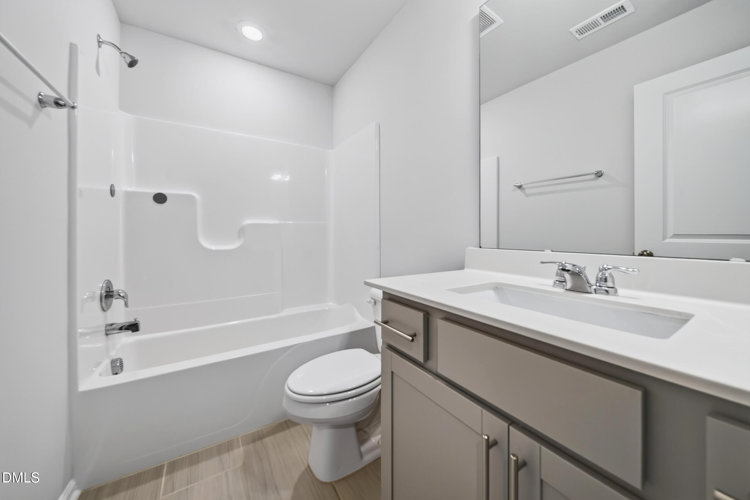 4021 Sierra Pelona Drive Property Photo 17