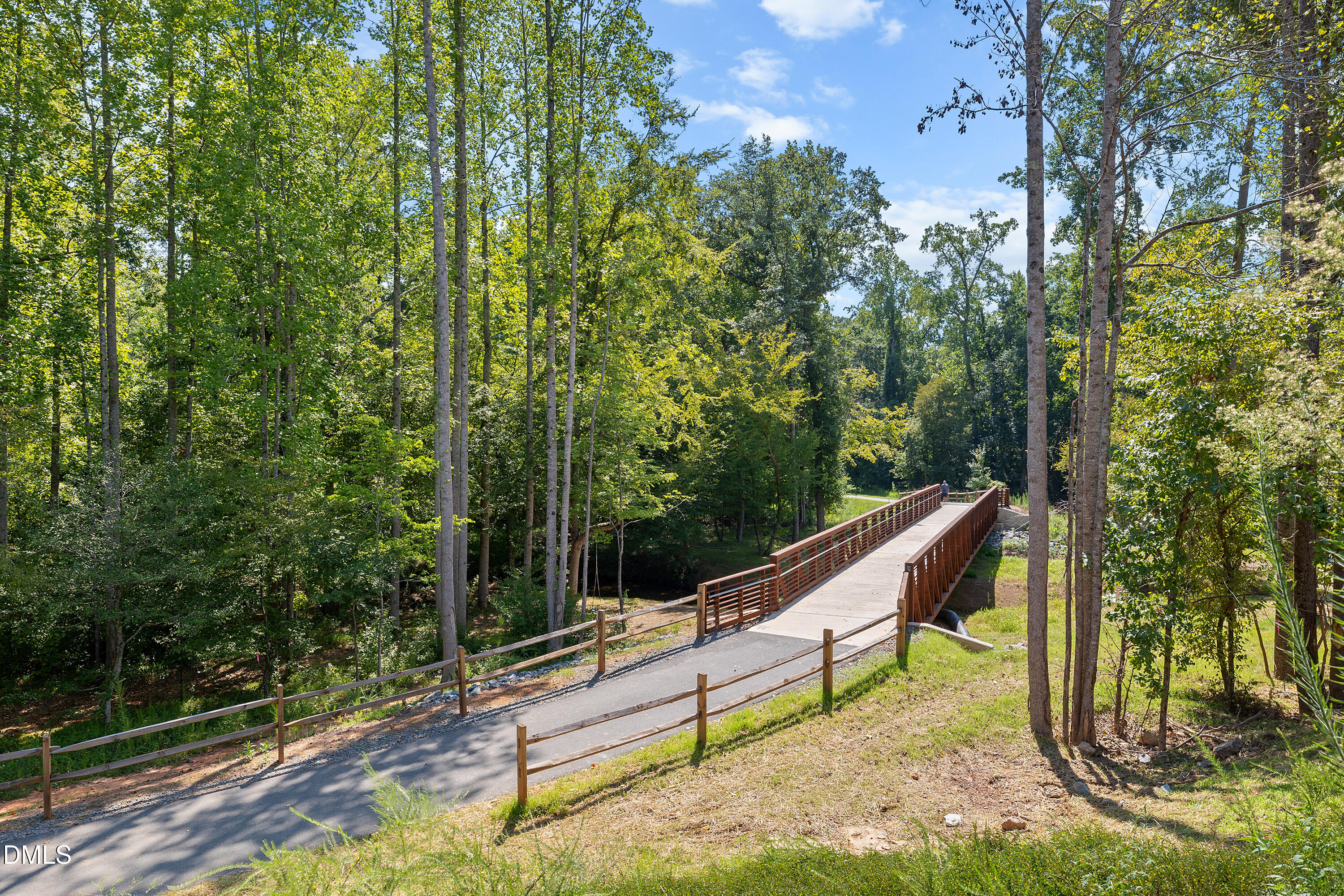 209 Arctic Ridge Way Property Photo 24