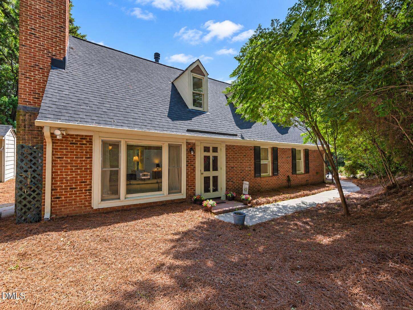 5674 Hamstead Crossing Property Photo 6