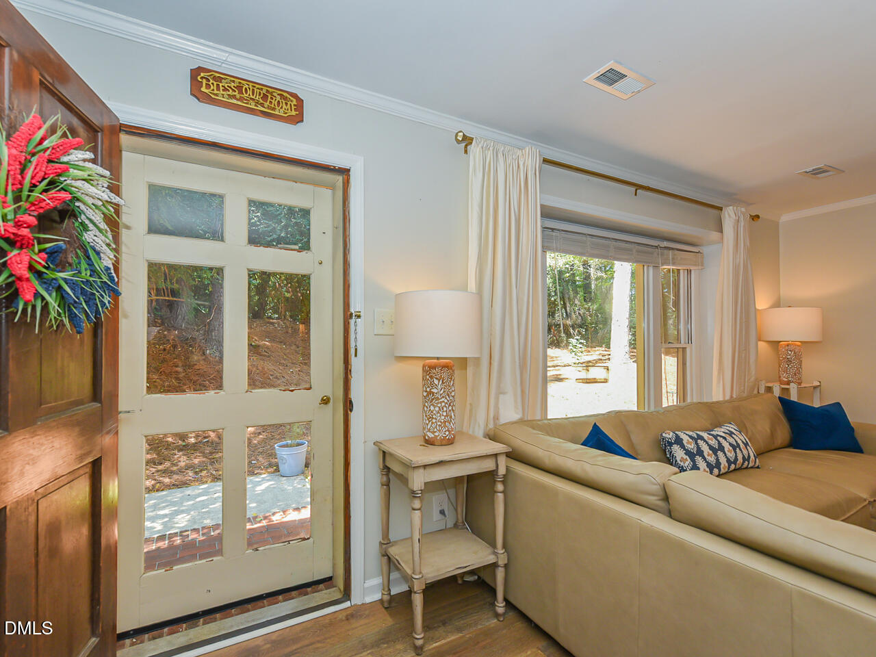 5674 Hamstead Crossing Property Photo 8
