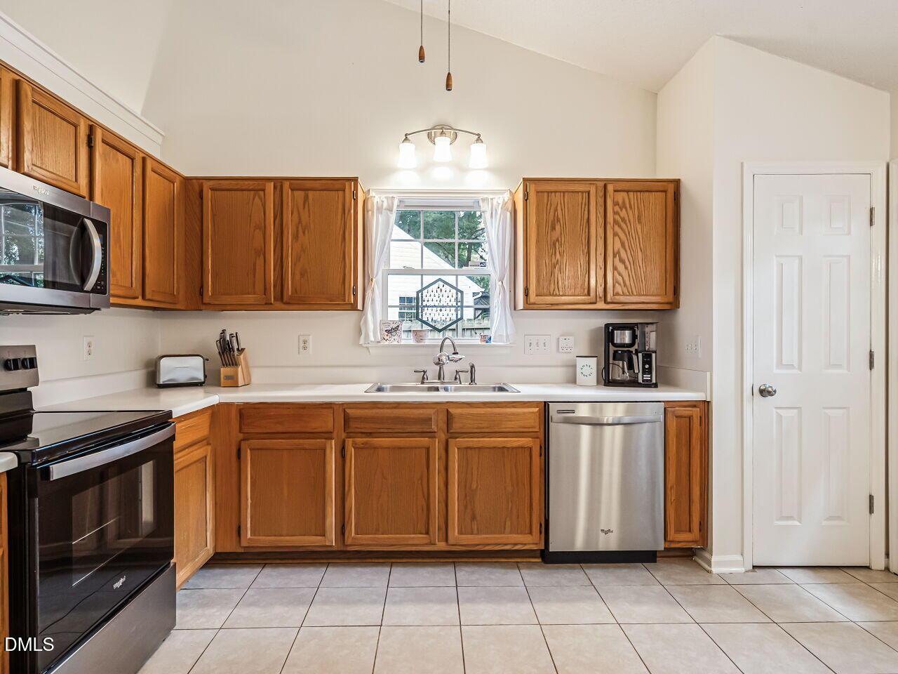 1209 Mondavi Woods Court Property Photo 13
