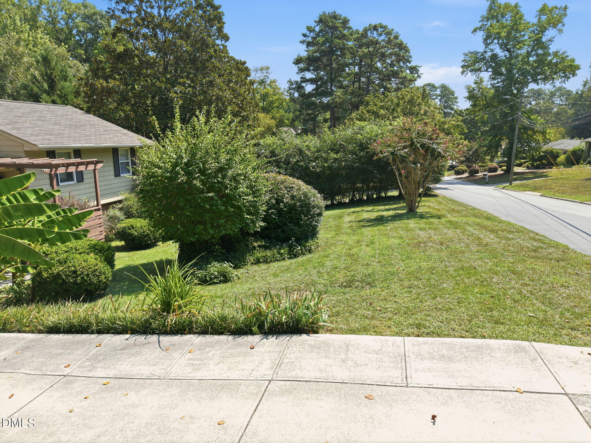 5016 Lakemont Drive Property Photo 3