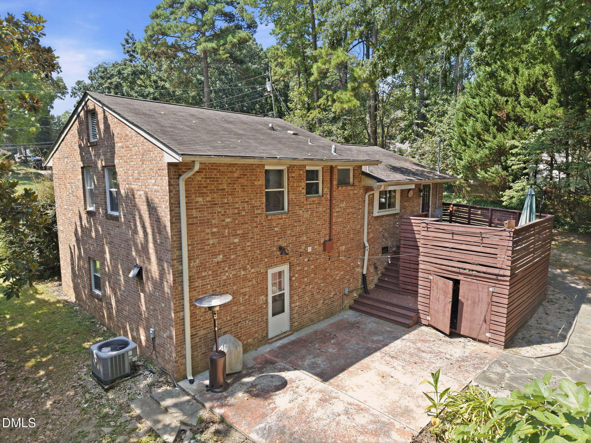 5016 Lakemont Drive Property Photo 5
