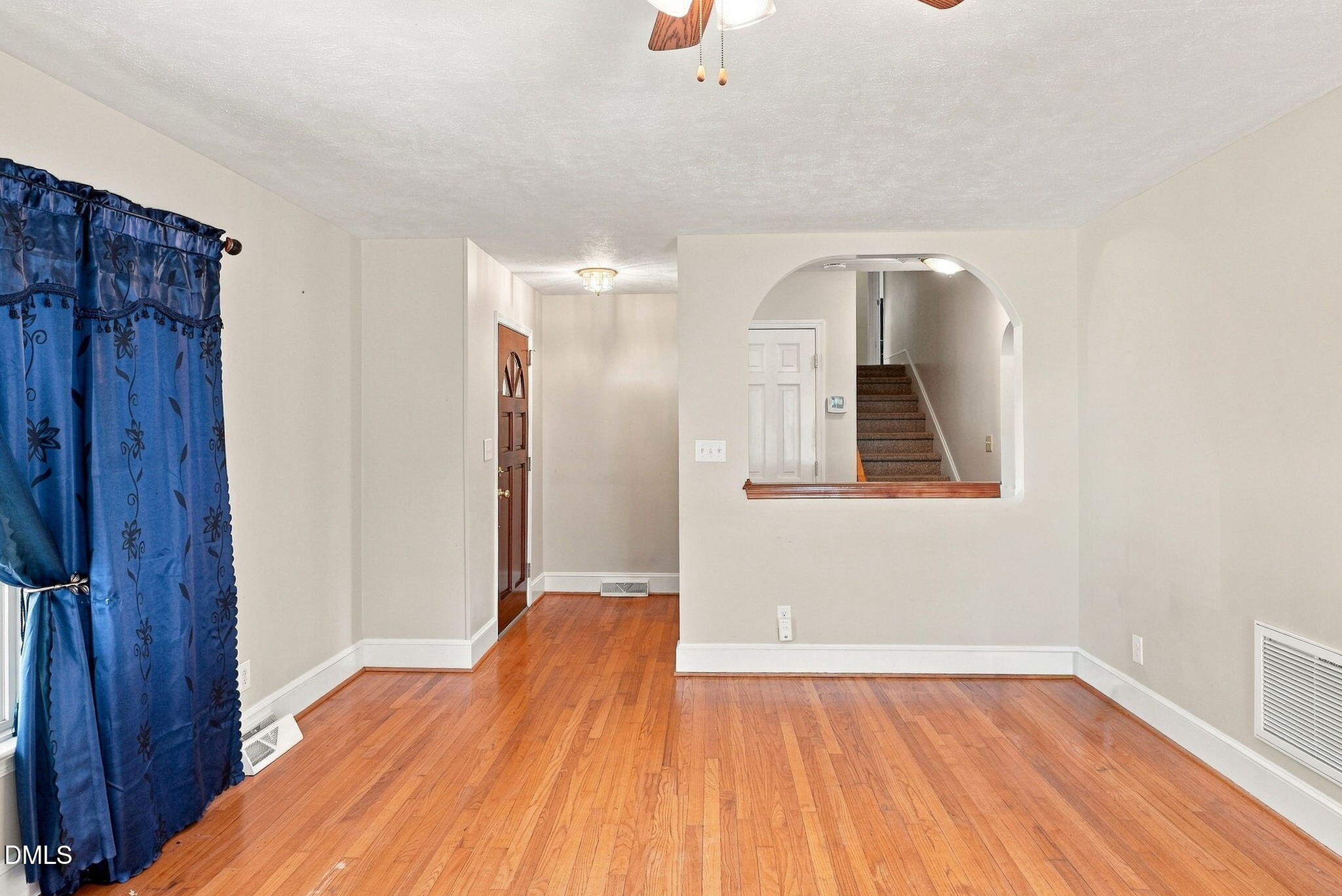 1201 S Crescent Drive Property Photo 8
