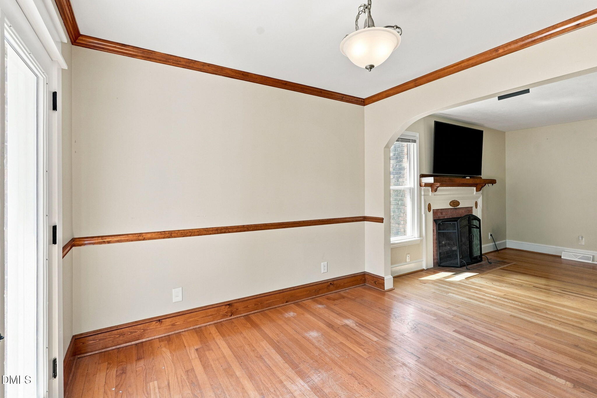 1201 S Crescent Drive Property Photo 9
