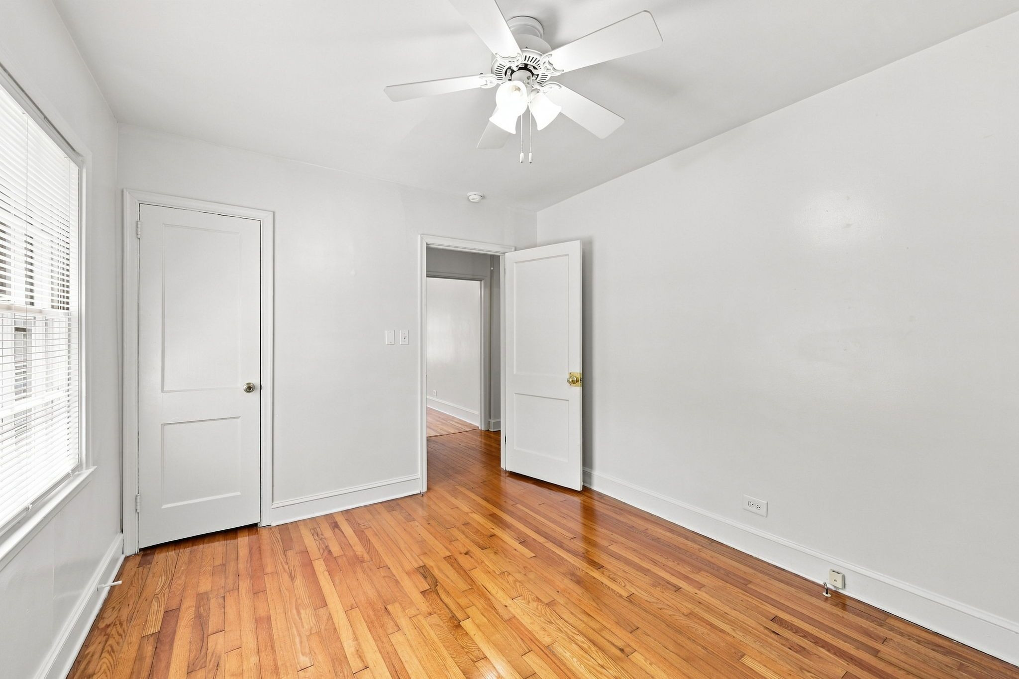 812 W Markham Avenue Property Photo 12