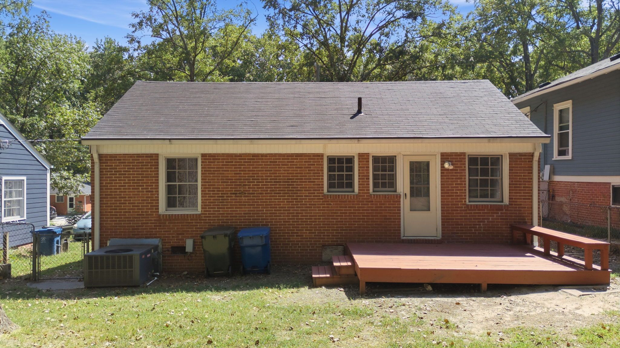 812 W Markham Avenue Property Photo 17