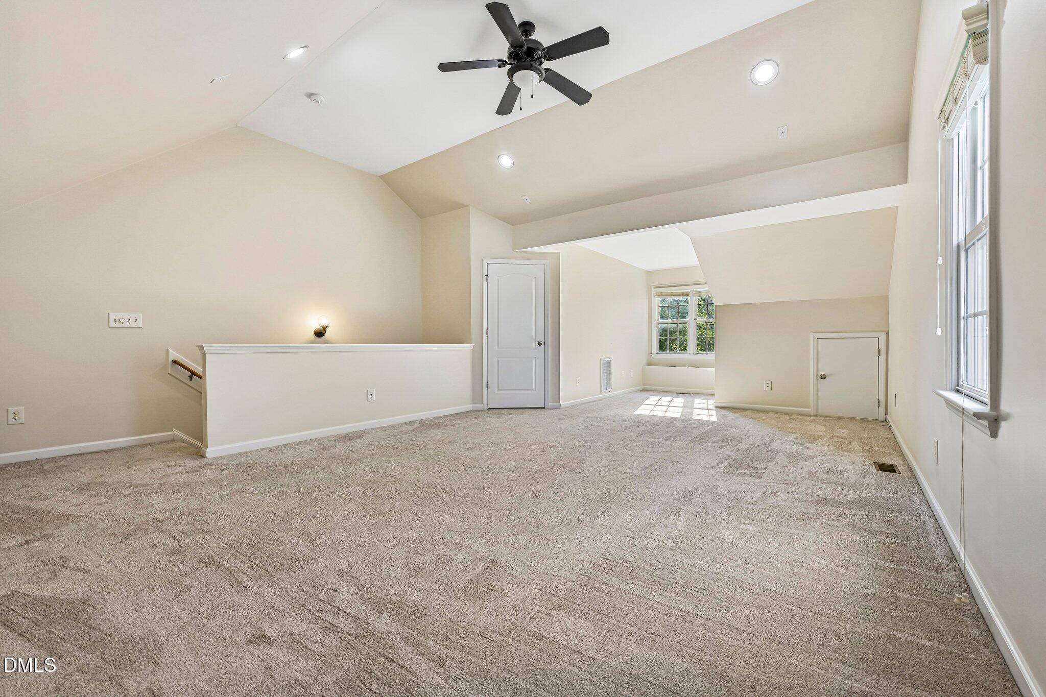 128 Old Grove Lane Property Photo 26