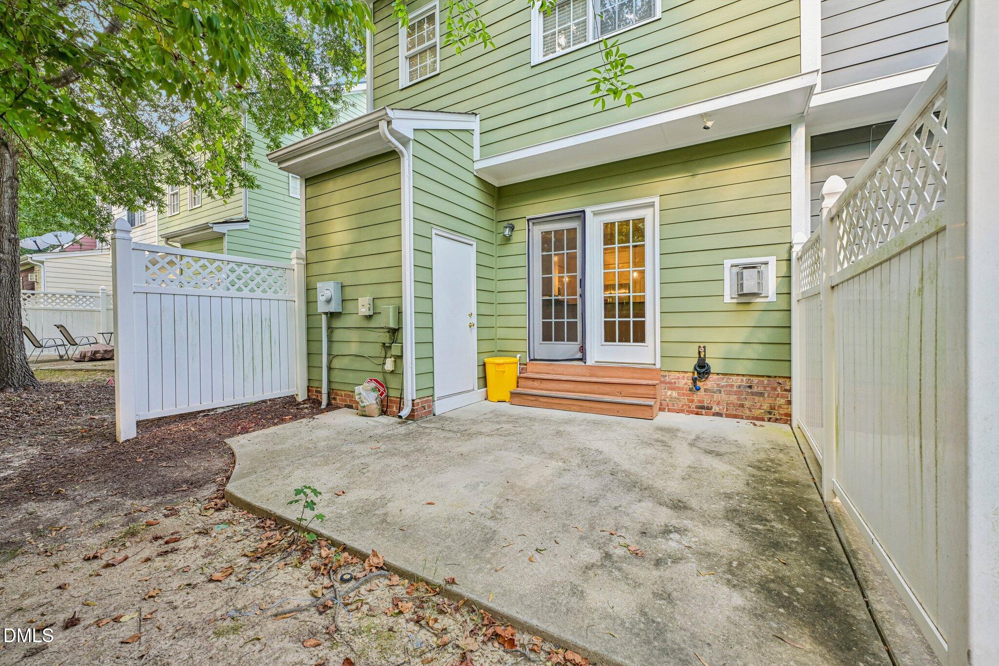 128 Old Grove Lane Property Photo 29