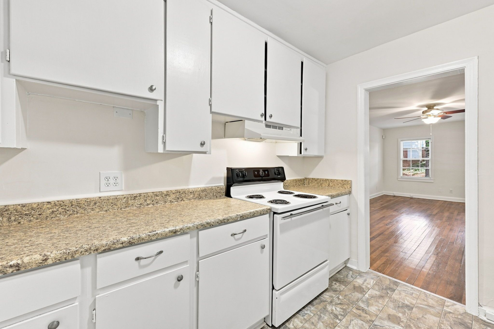 1410 Rosedale Avenue Property Photo 7