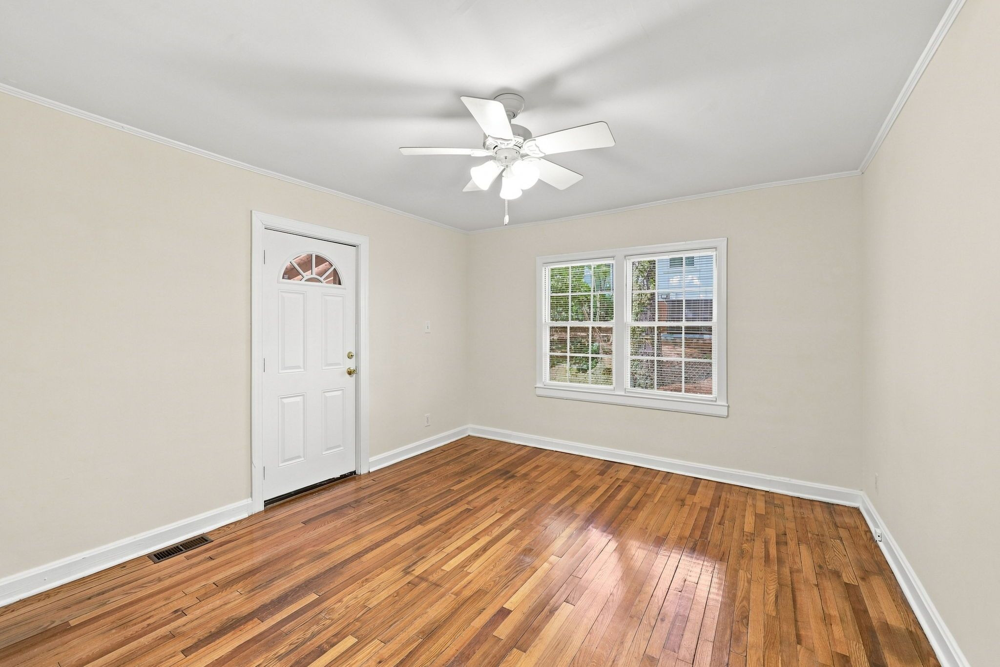 1410 Rosedale Avenue Property Photo 12