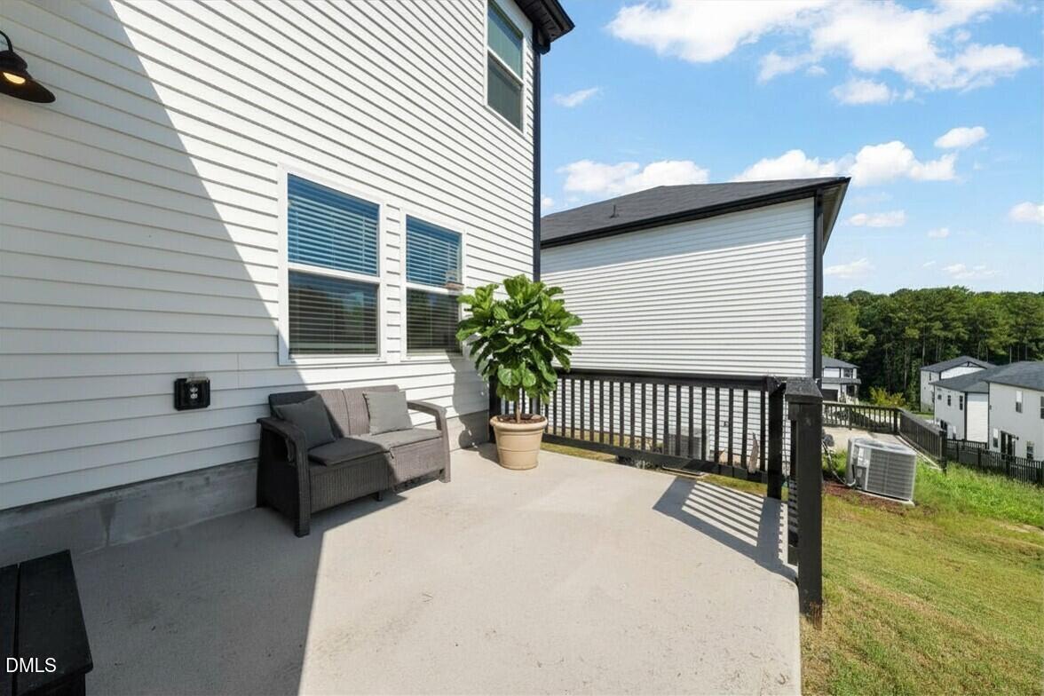 325 Diversity Way Property Photo 20