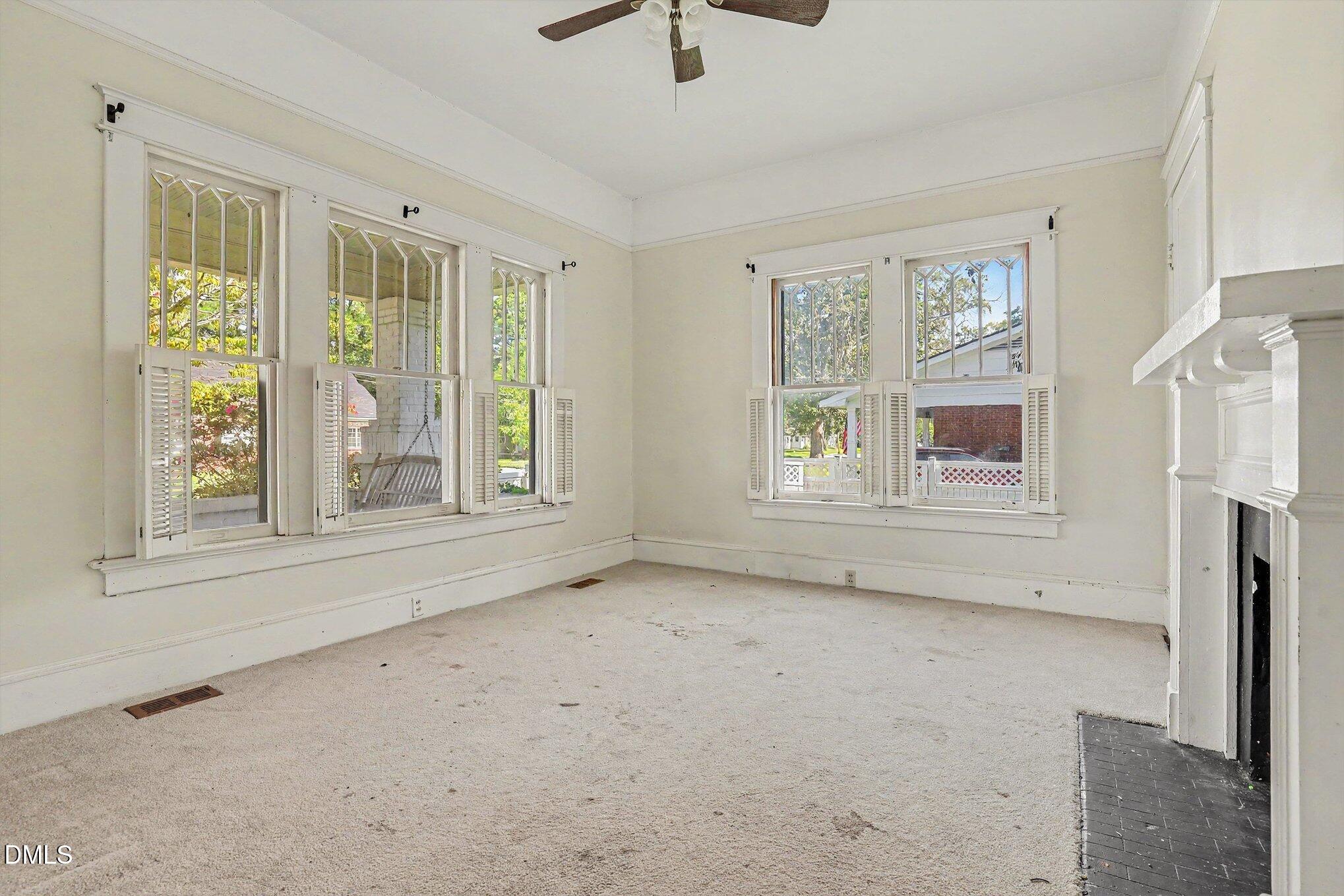202 N Green Street Property Photo 16