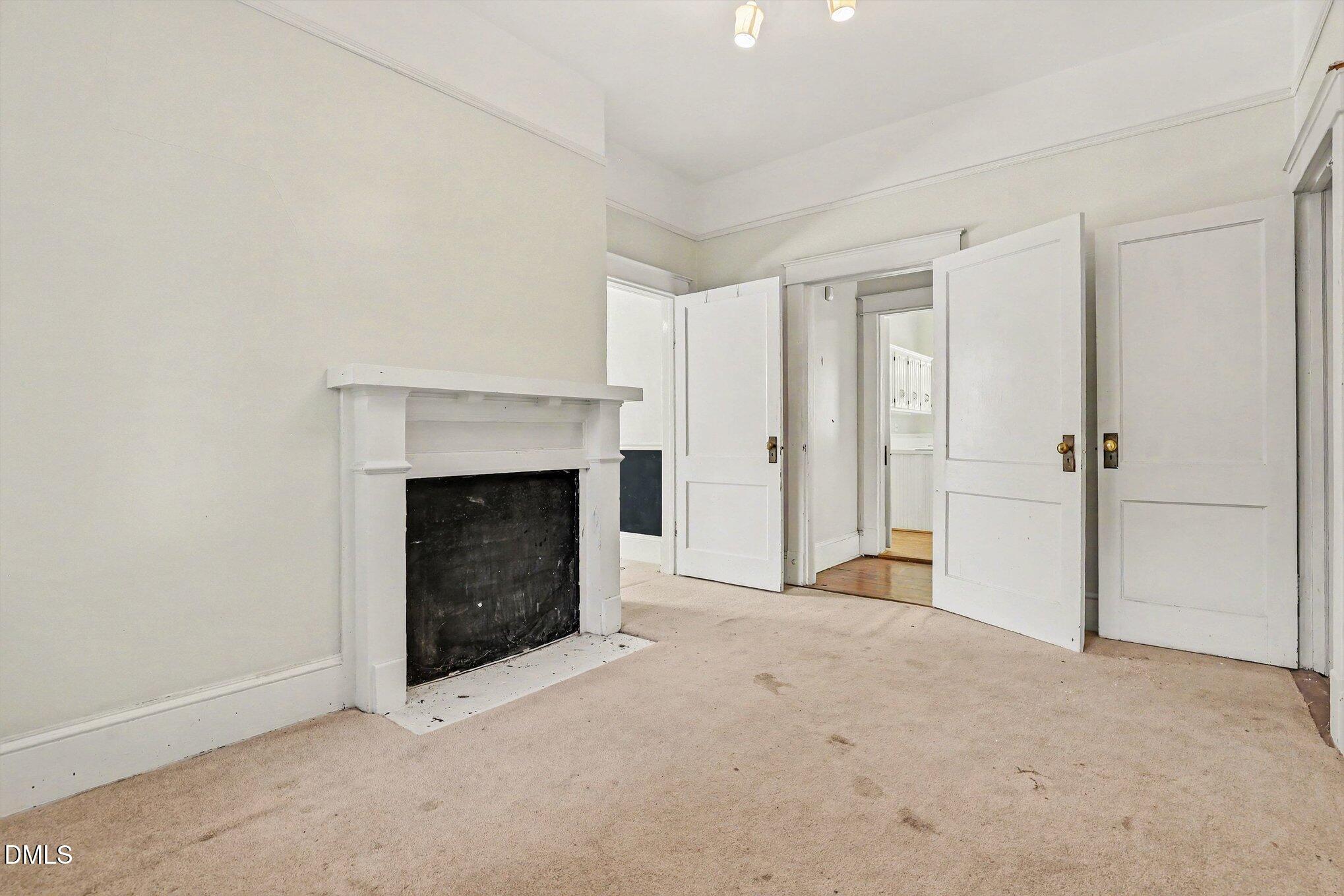 202 N Green Street Property Photo 18