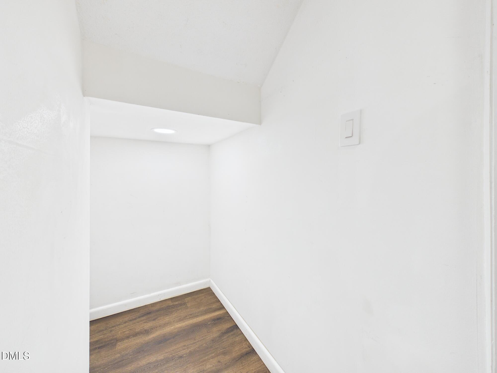 5027 Tall Pines Court Property Photo 32