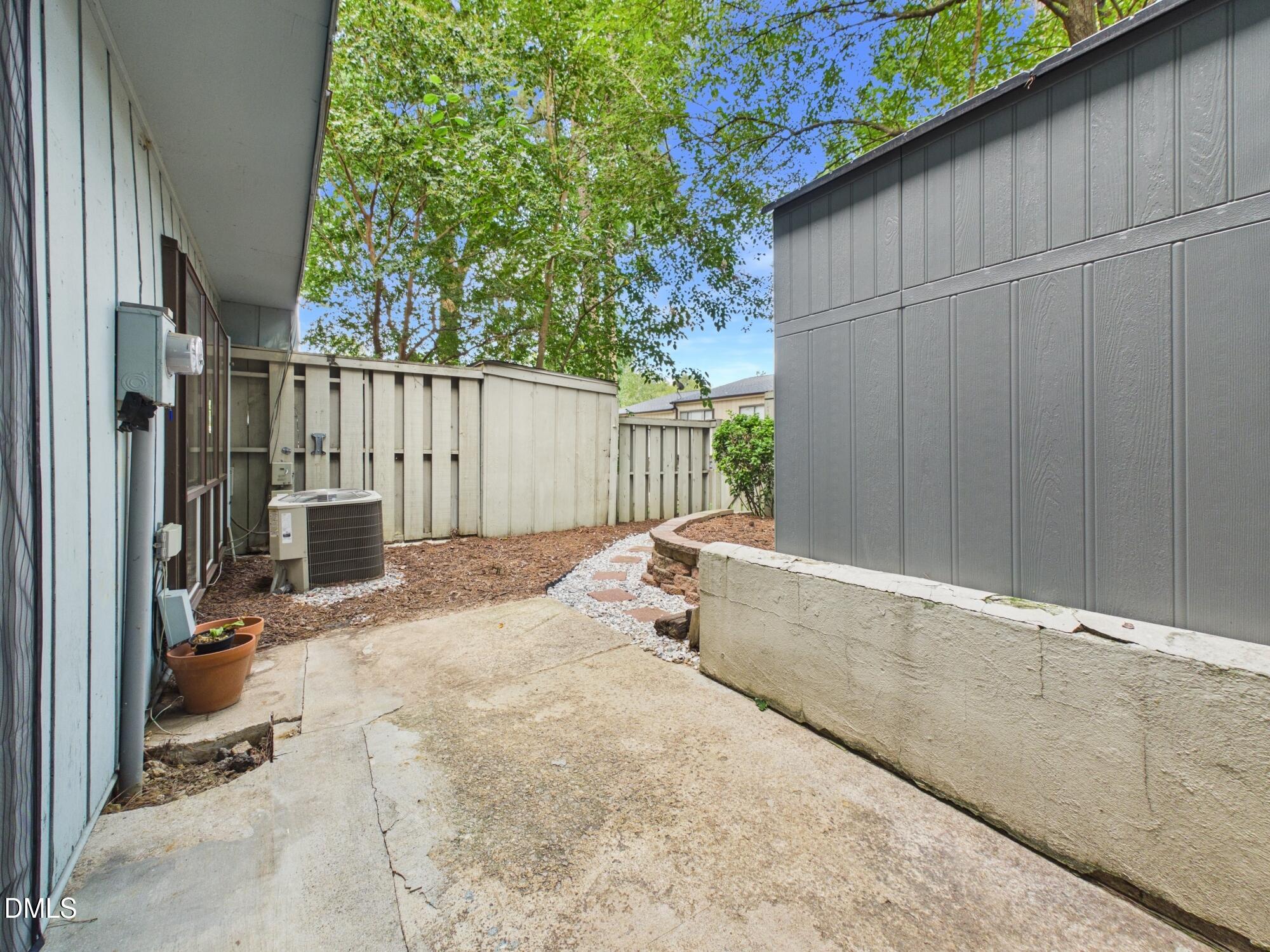 5027 Tall Pines Court Property Photo 49