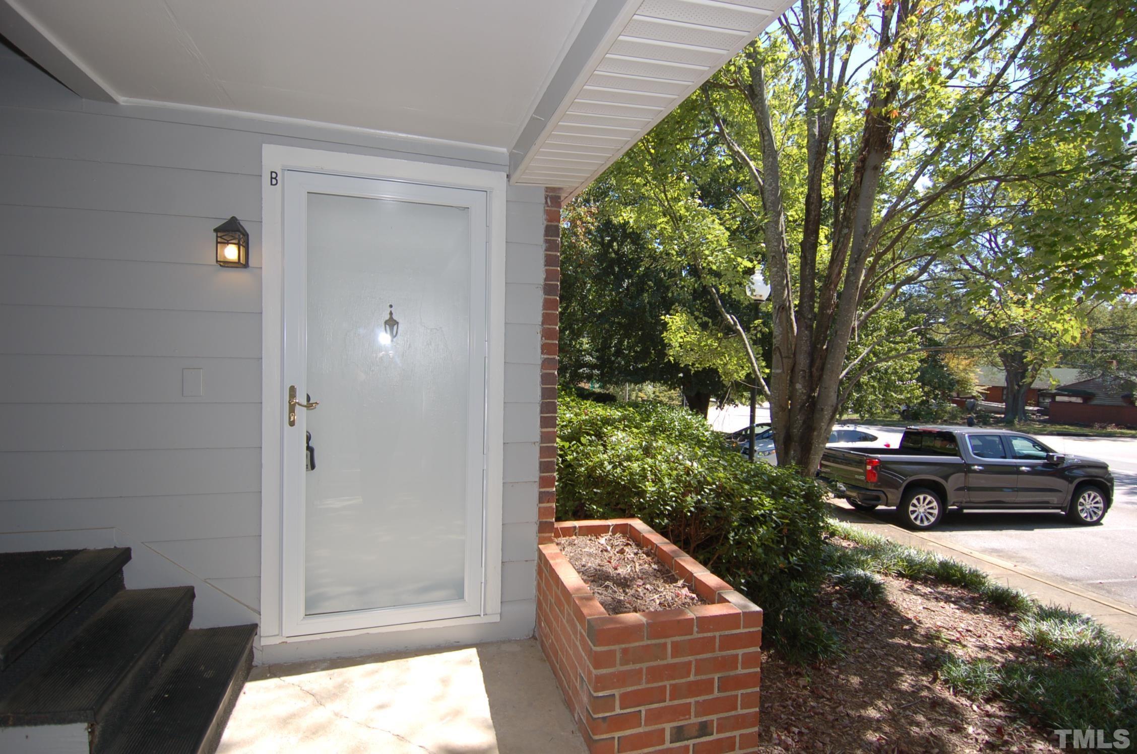 2100 Sutton Drive B Property Photo 3