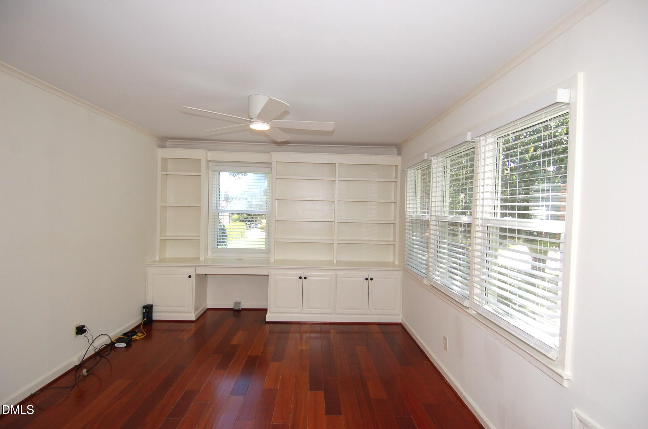 2100 Sutton Drive B Property Photo 4