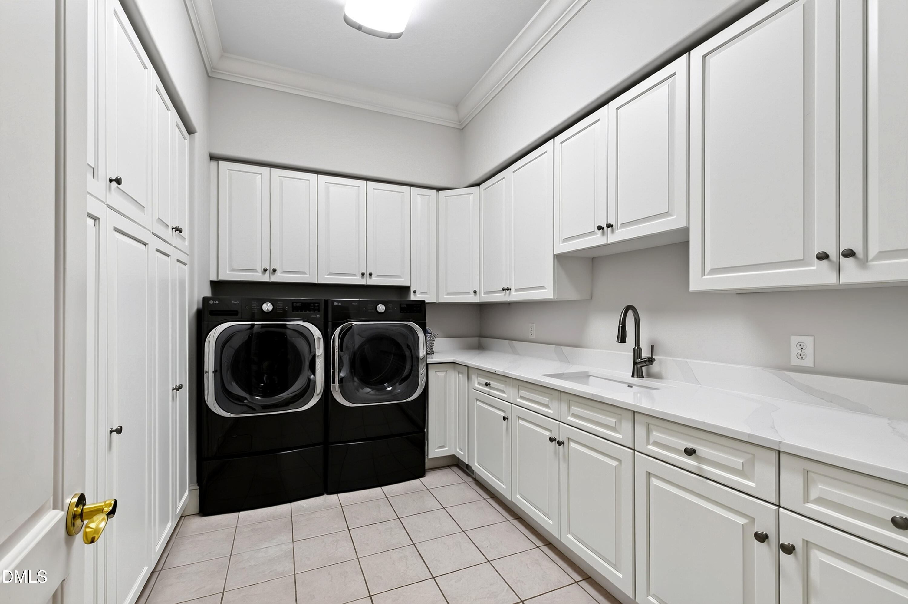 113 Richelieu Drive Property Photo 37