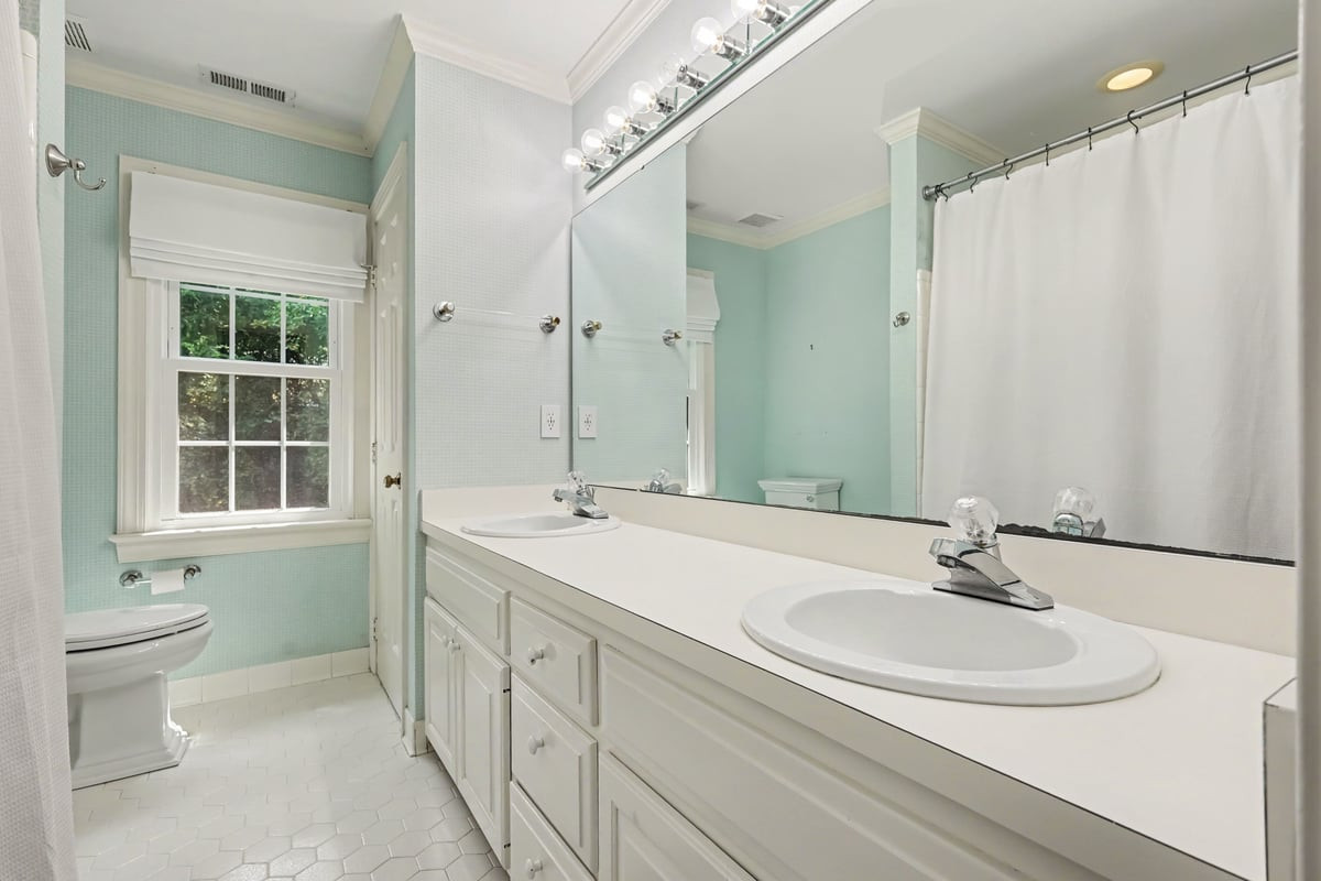 2536 Ashley Court Property Photo 21