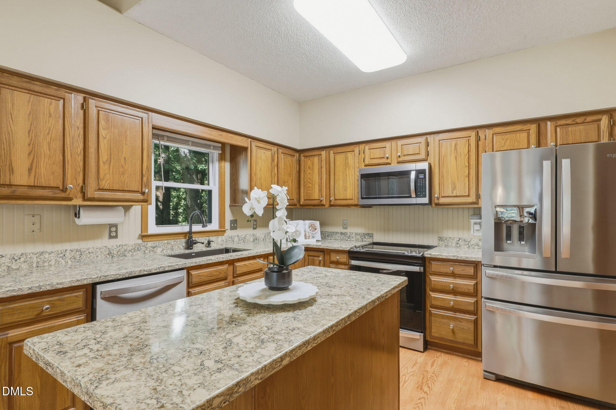 1237 Hillingdon Way Property Photo 12