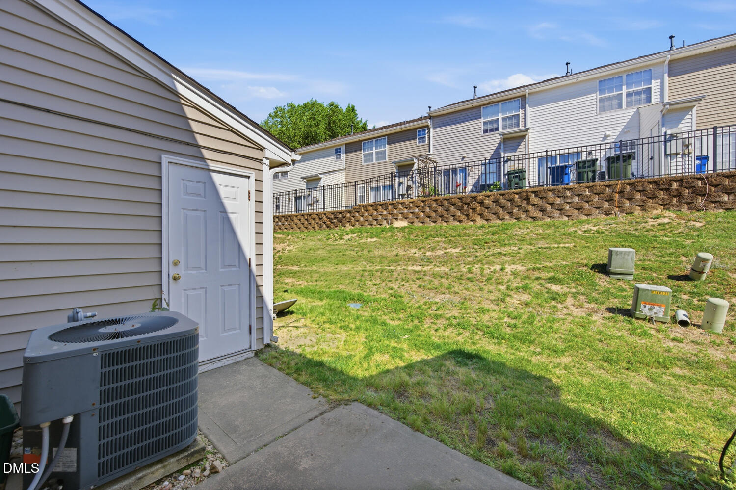 7719 Averette Field Drive Property Photo 18