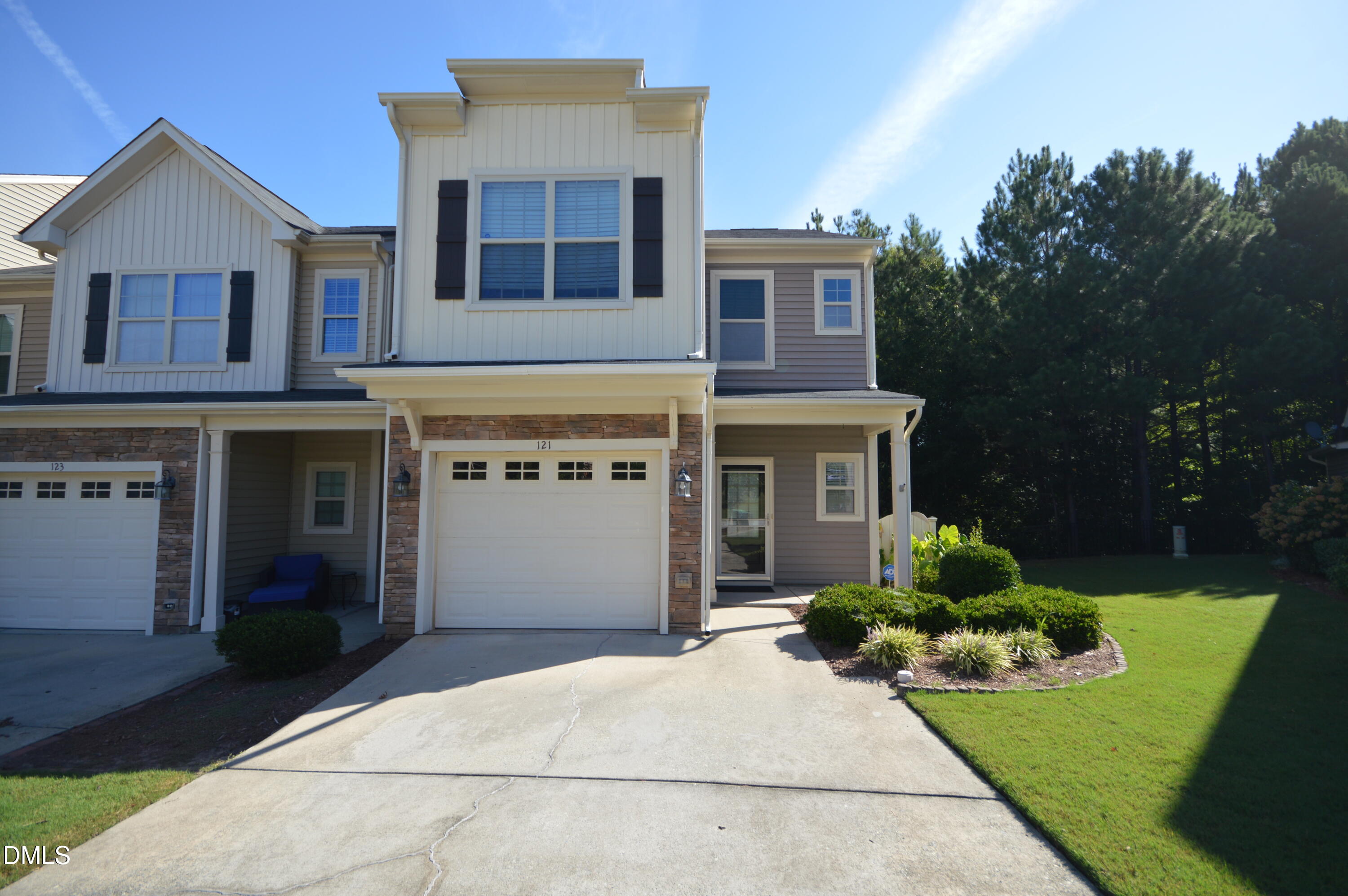 121 Cypress Hill Lane Property Photo 1