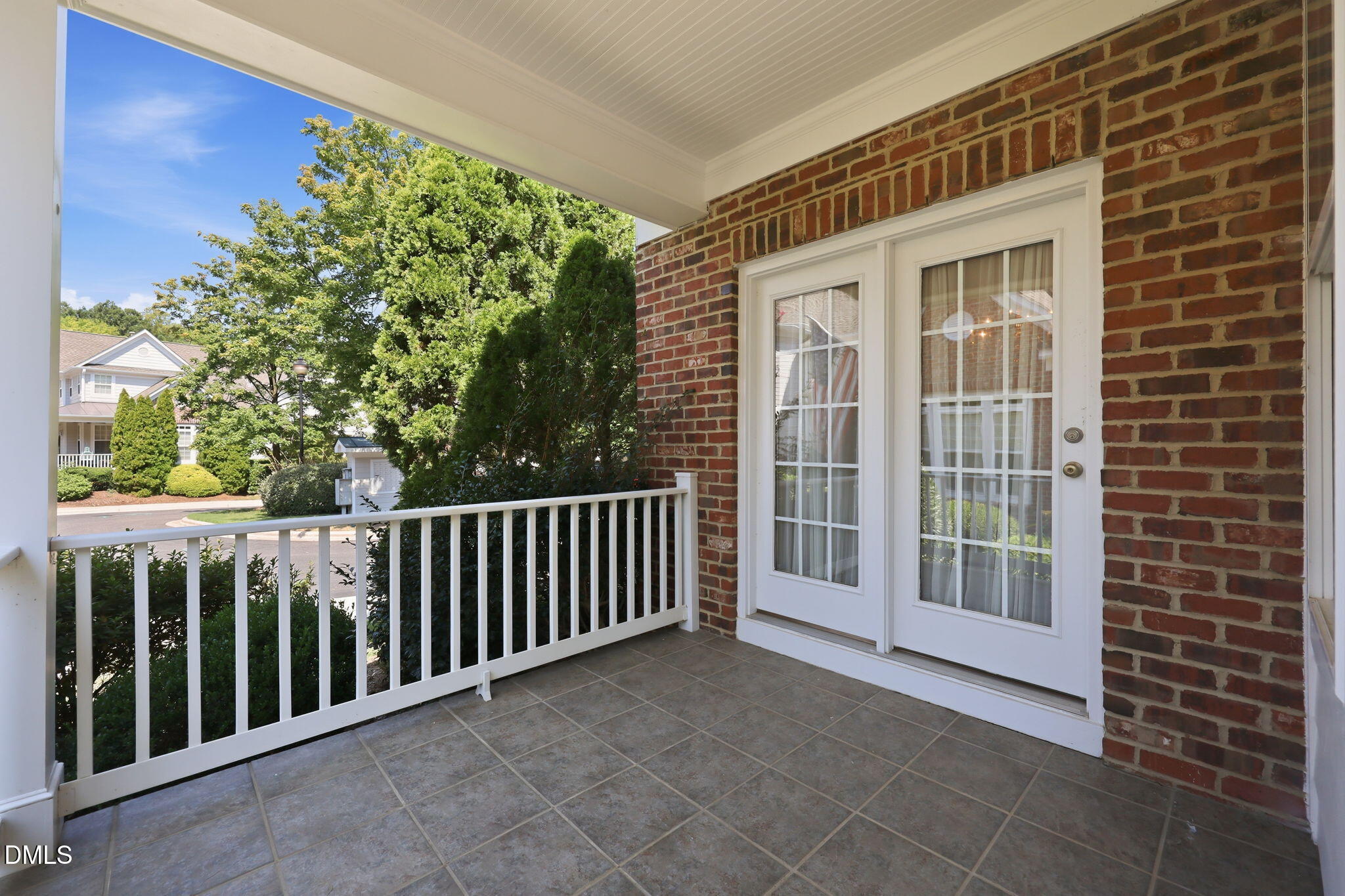 2205 Bouncy Day Court Property Photo 9