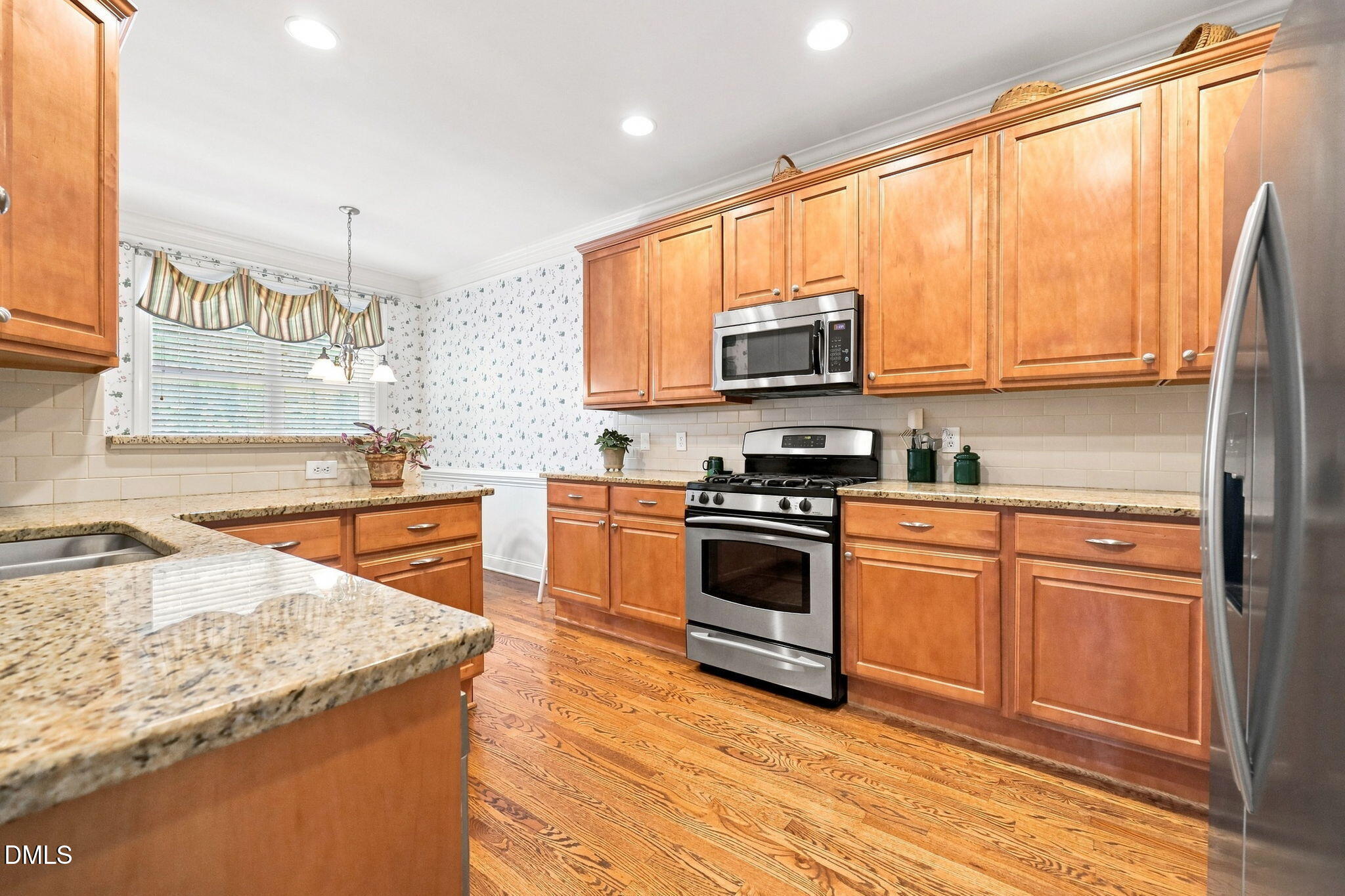 2205 Bouncy Day Court Property Photo 10
