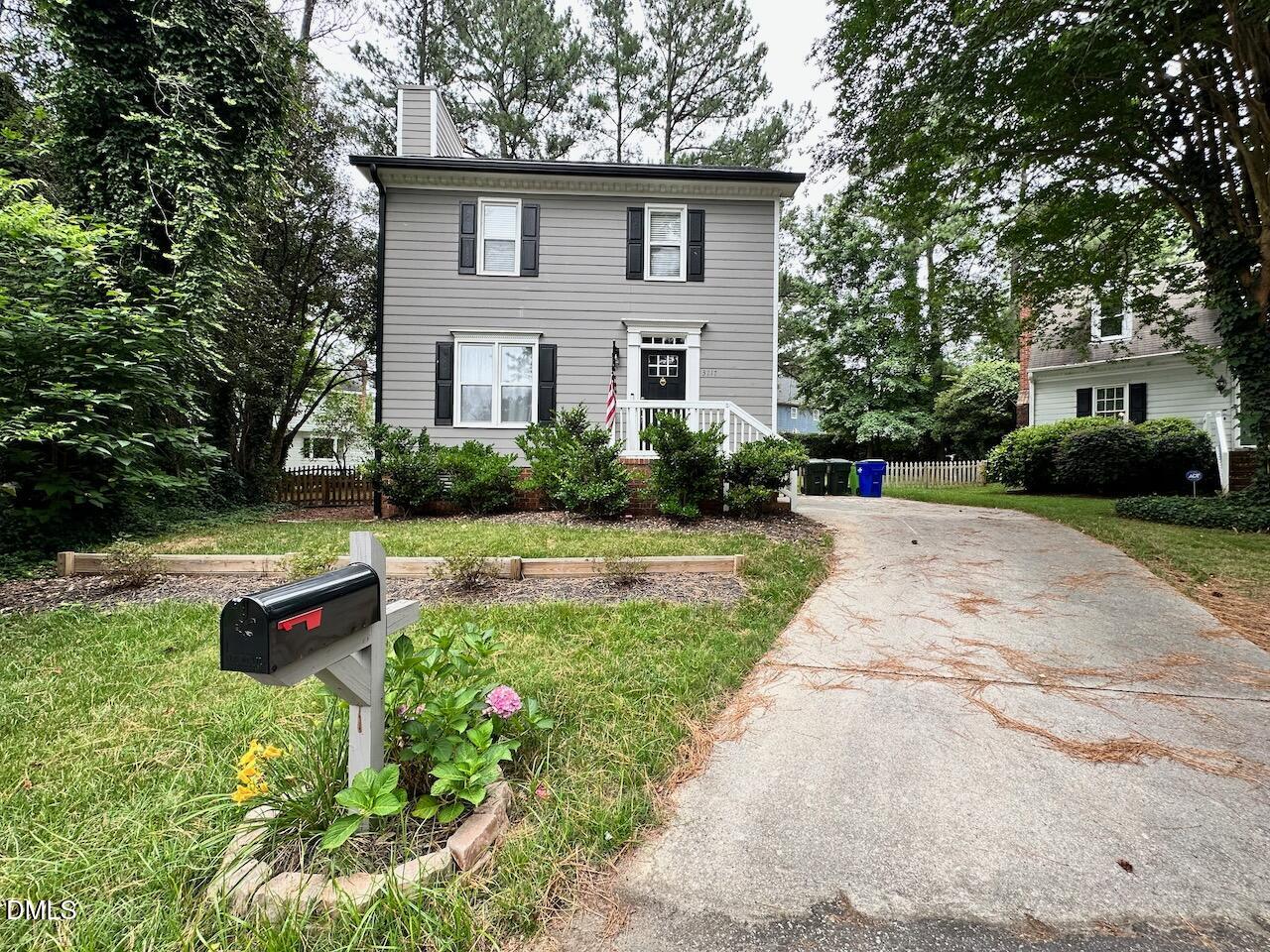 3117 E Folkestone Place Property Photo 2