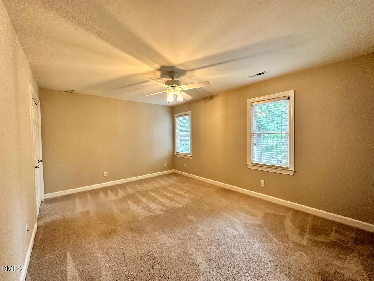 3117 E Folkestone Place Property Photo 11